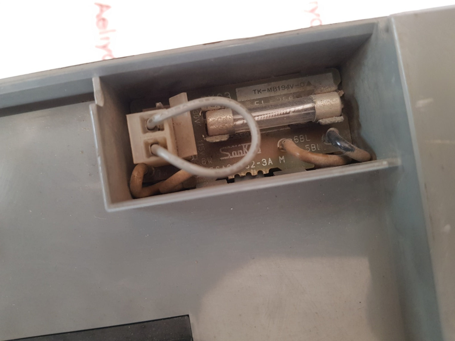 Allen-bradley 1746-p2 ser.c slc 500output module