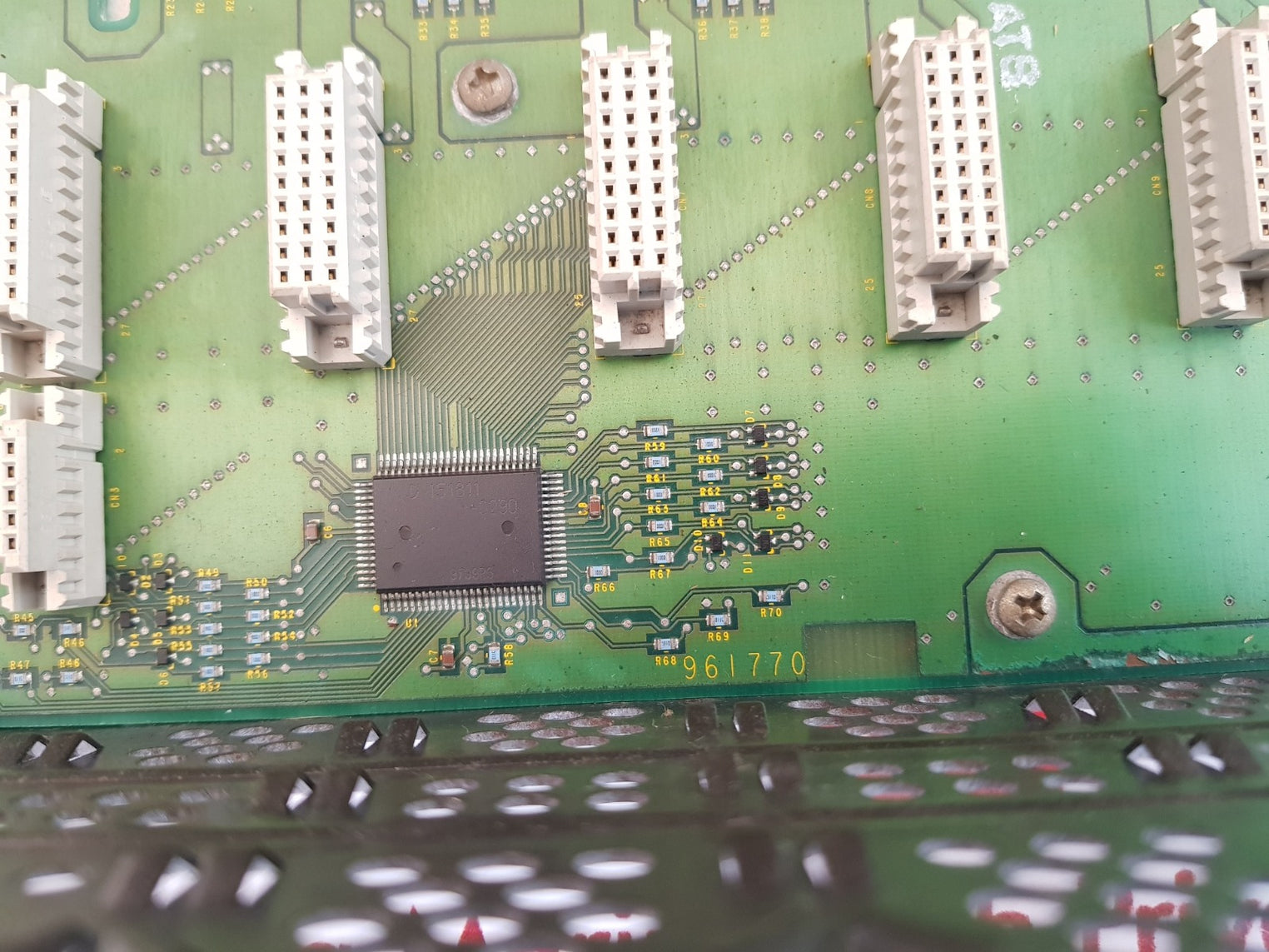 Allen bradley x1746-a7 module rack