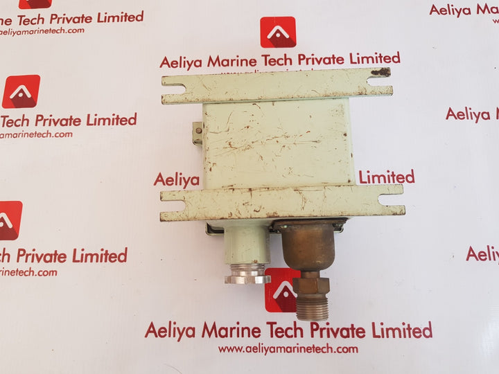 Saginomiya fps-c135 wuq pressure switch 