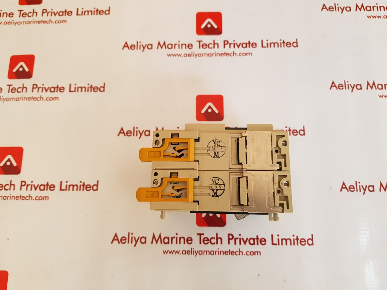 Omron cqm1-id213-1 input unit