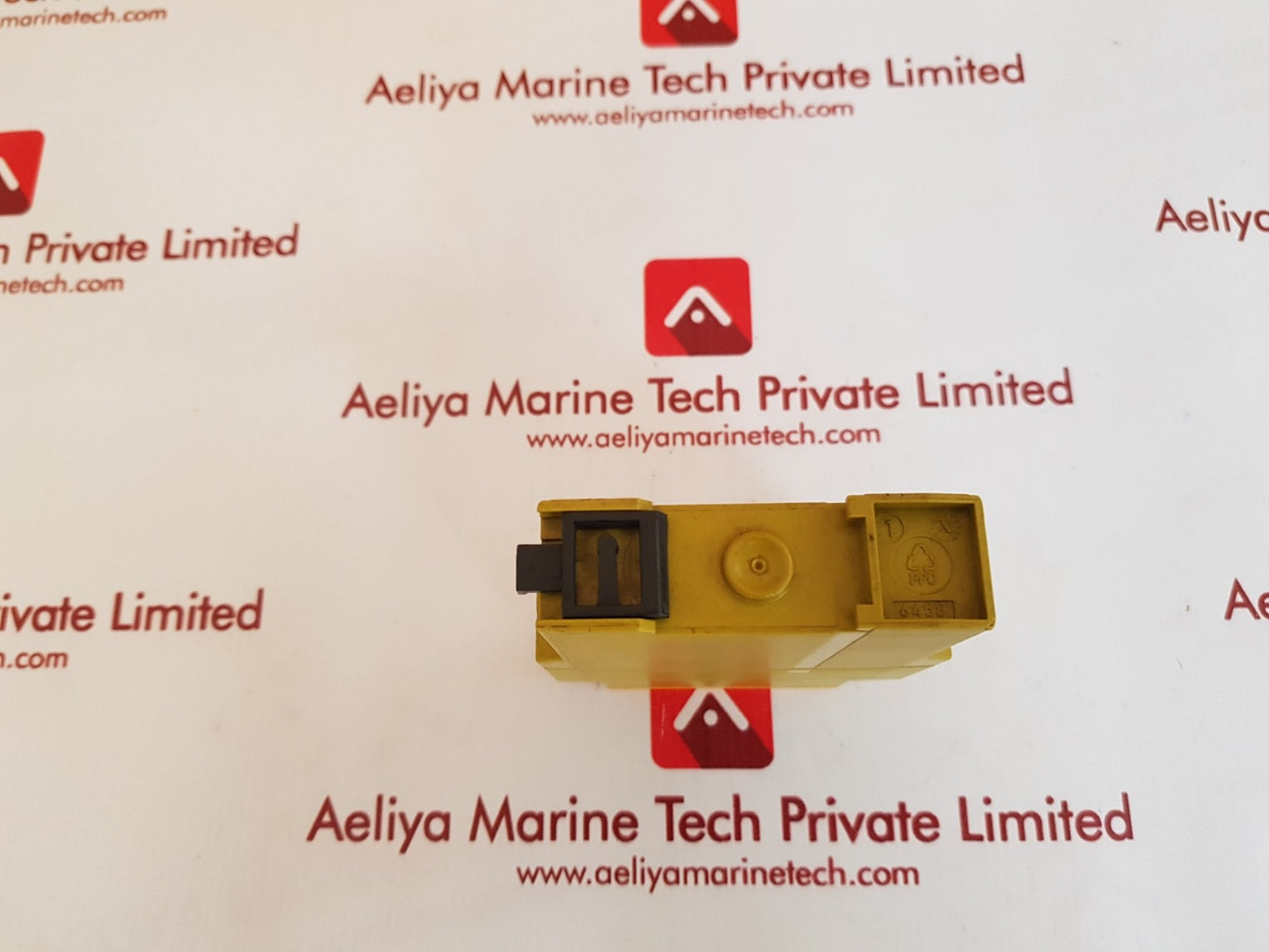 Pilz pnozx5 safety relay module 774325