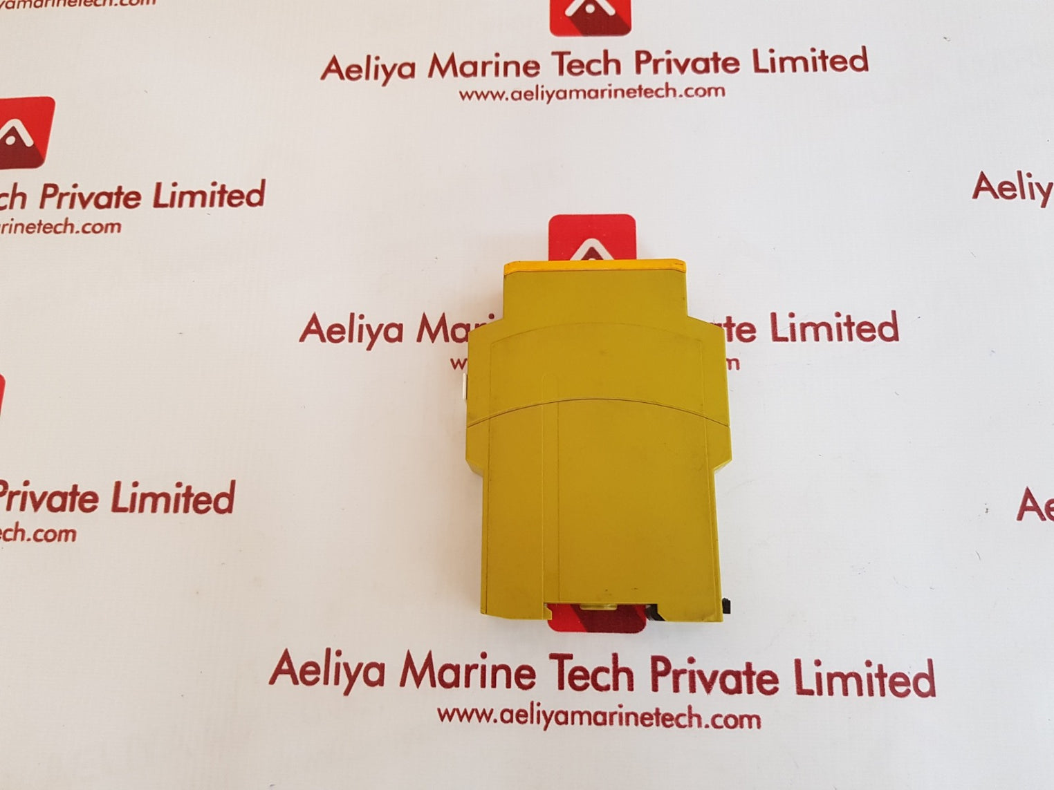 Pilz pnozx5 safety relay module 774325