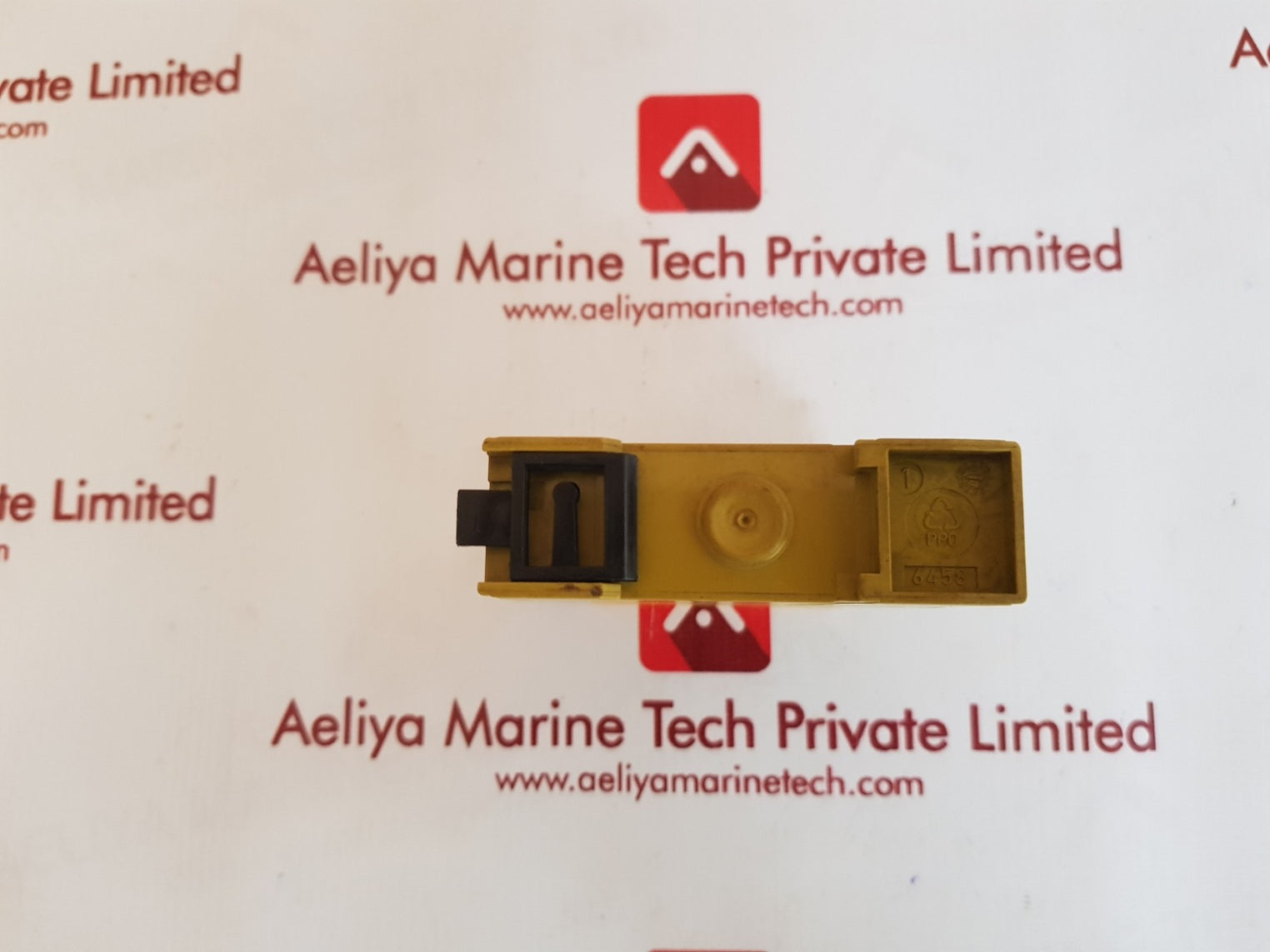 Pilz pnoz x2.1 24vac/dc 2n/o safety relay 774306