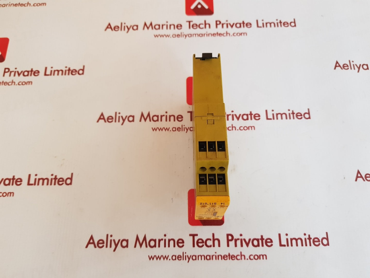 Pilz pnoz x2.1 24vac/dc 2n/o safety relay 774306