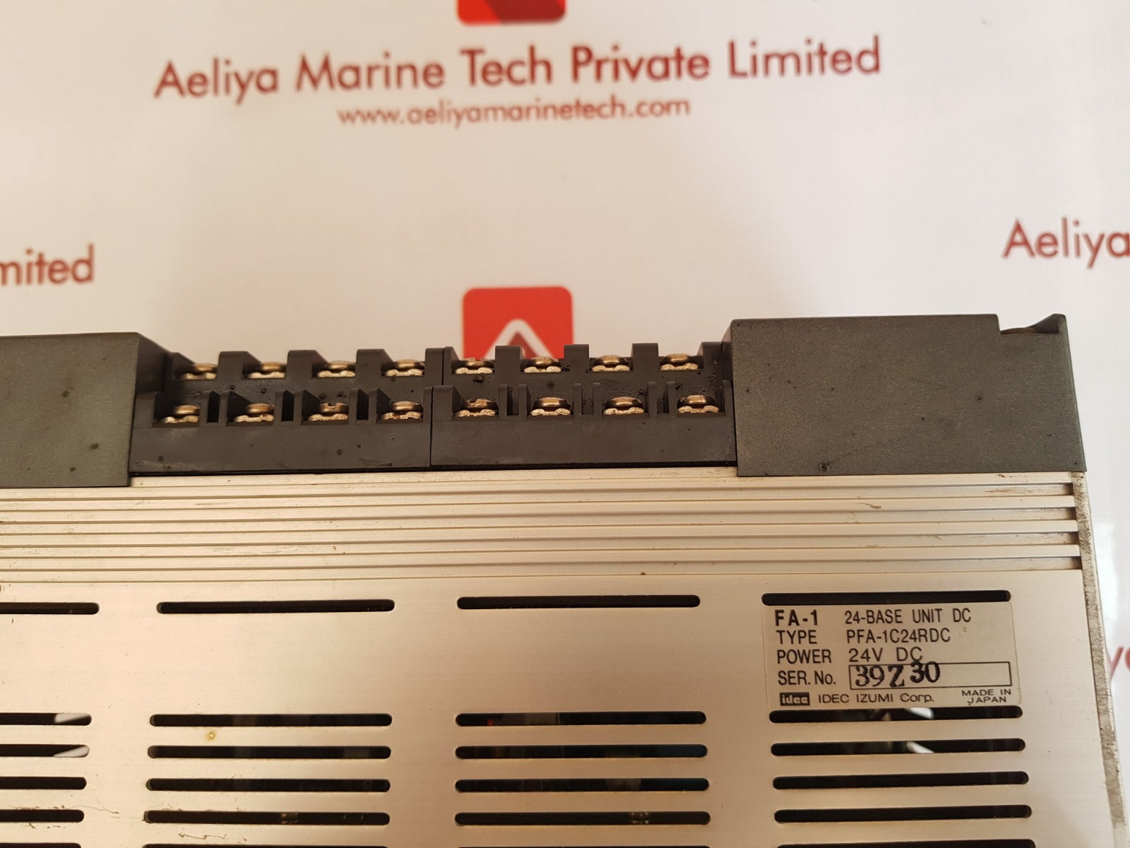 Idec pfa-1c24rdc programmable controller