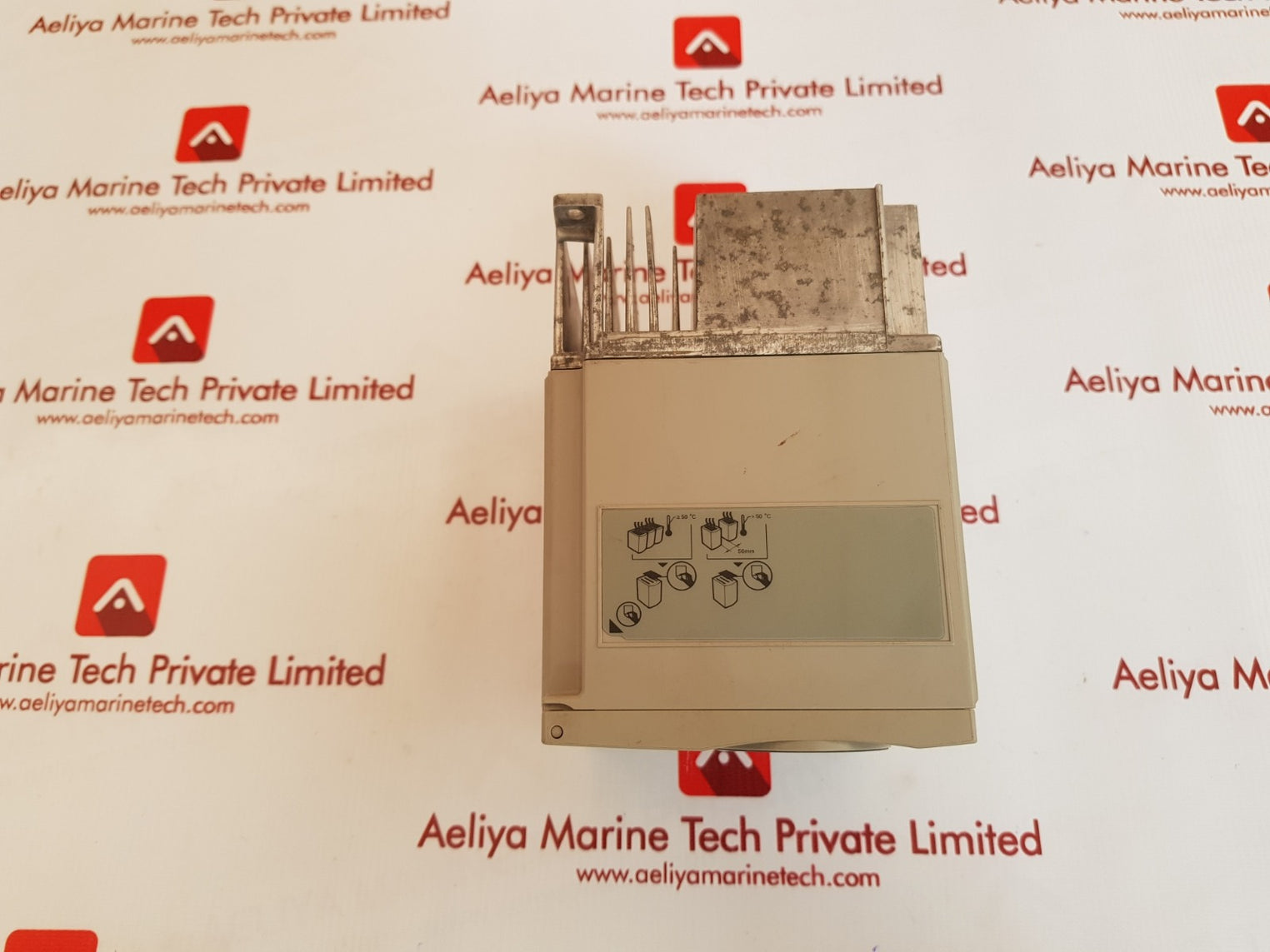 Telemecanique schneider altivar 31 atv31h037n4a