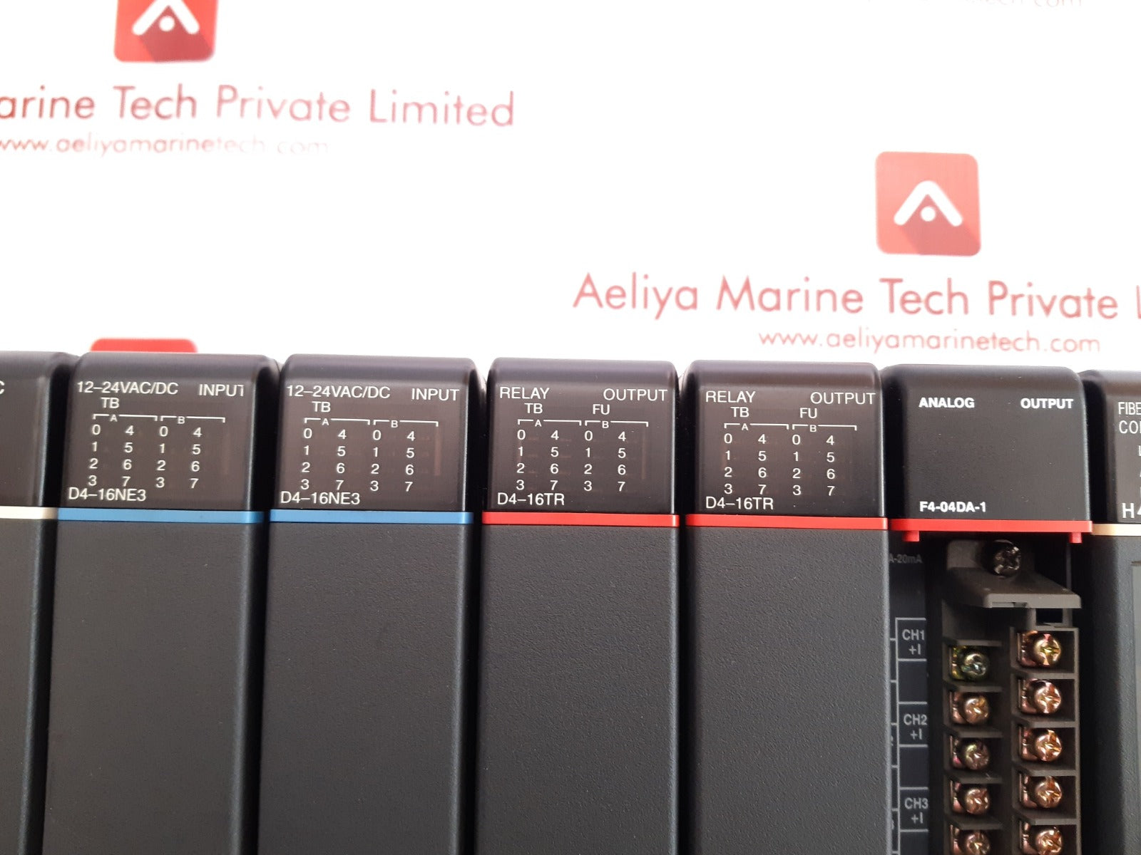 Koyo direct logic 405 d4-440dc-1 cpu /d4-16ne3/d4-16tr/f4-04da-1/h4-ecom-f/d4-fill