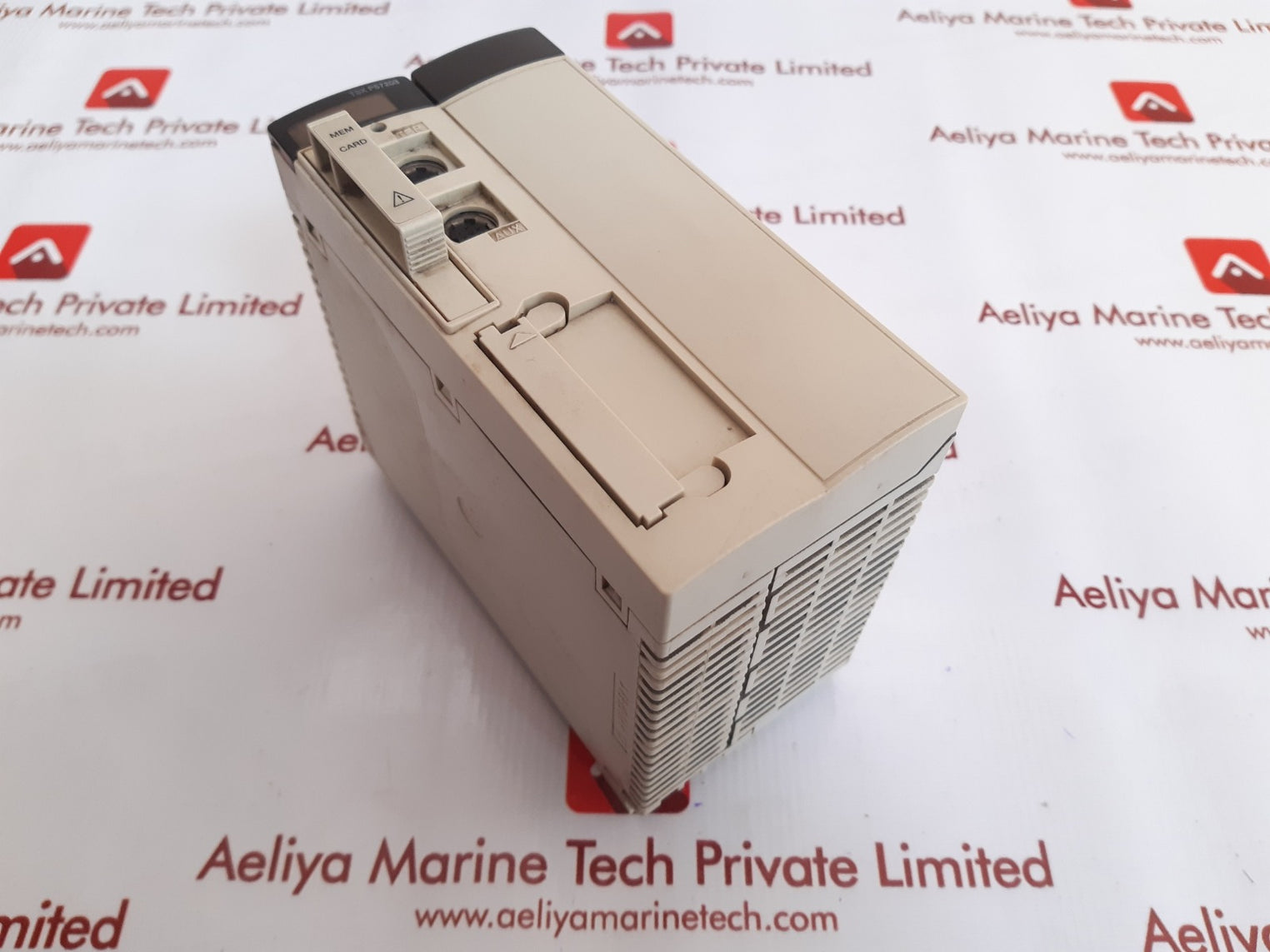 Schneider tsx p57203m plc processor 