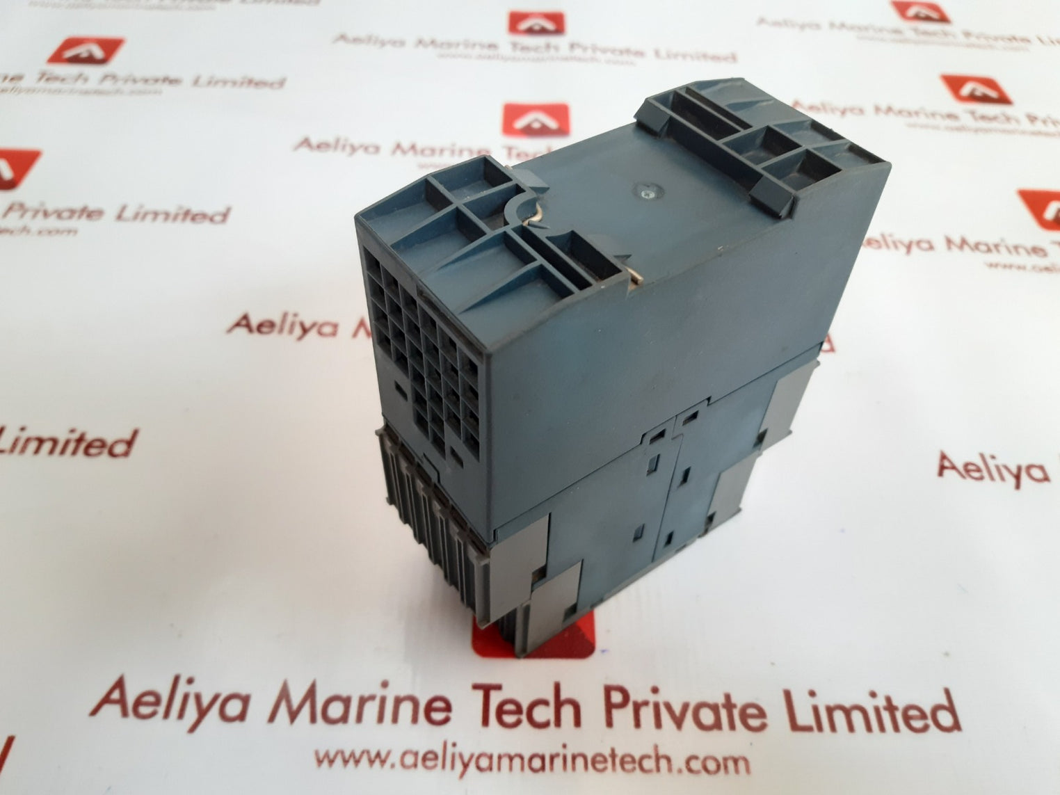 Abb c572 1sar501032r0005 safety relay 