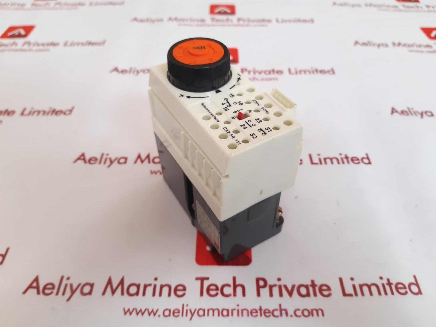 Telemecanique ca2-fr 111 time delay relay 220v 60hz