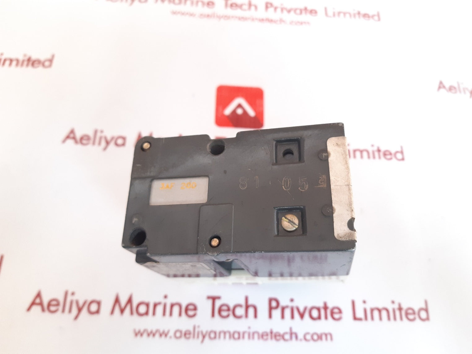 Telemecanique ca2-ft 141 aux-relay 220v 60hz