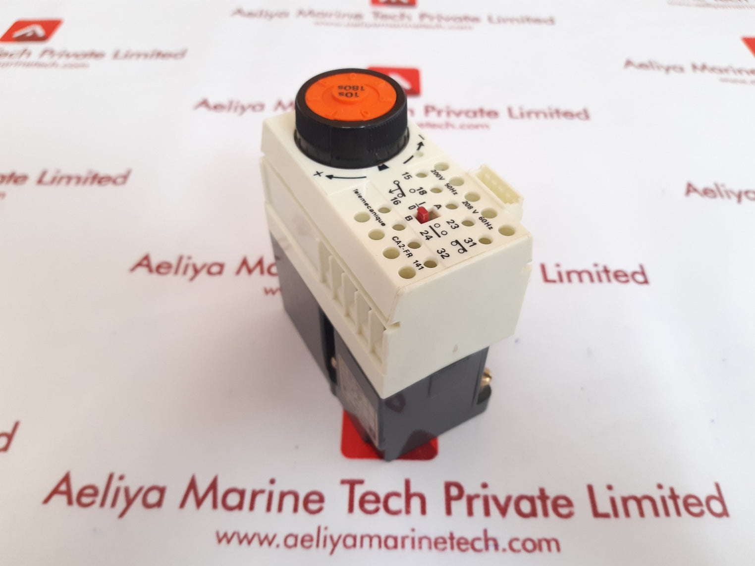 Telemecanique ca2-fr 141 200v 50hz 208 v 60hz relay