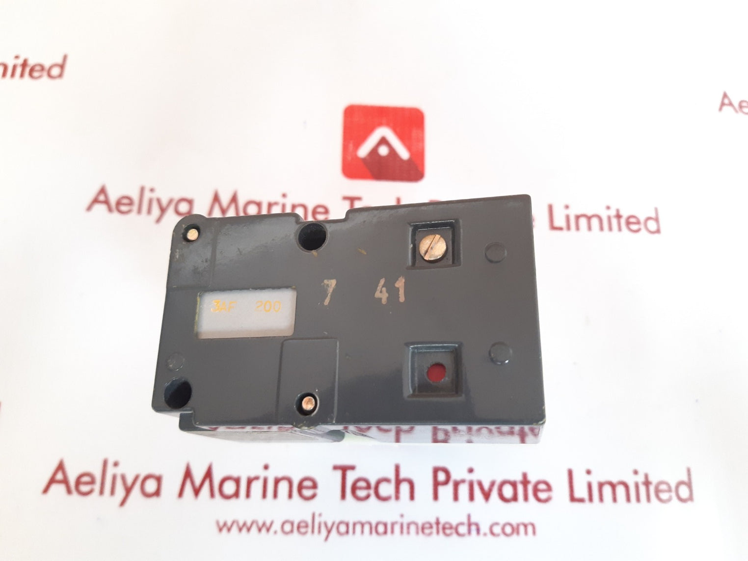 Telemecanique ca2-fr 141 200v 50hz 208 v 60hz relay