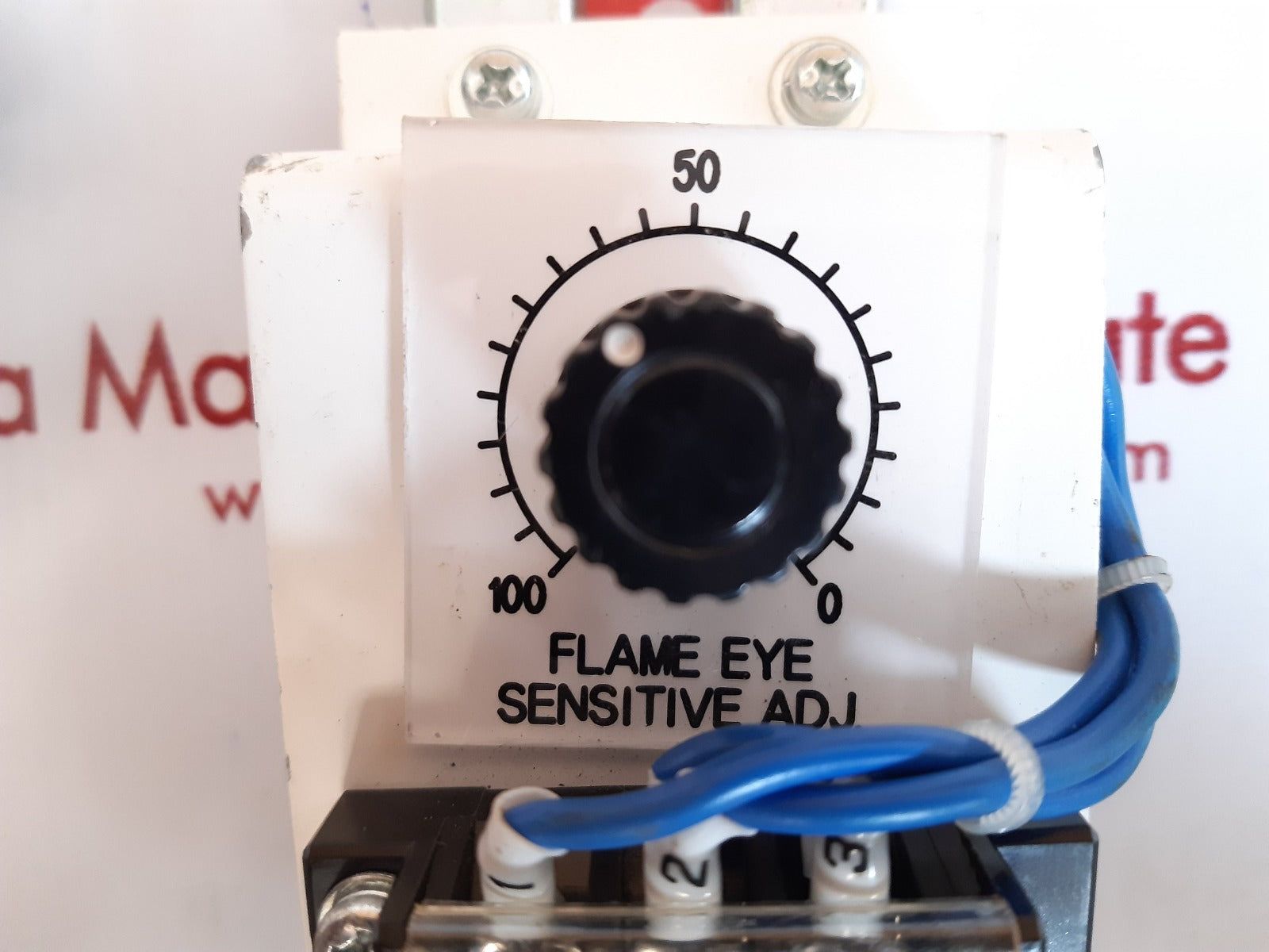 rv30yn Flame eye sensitive 