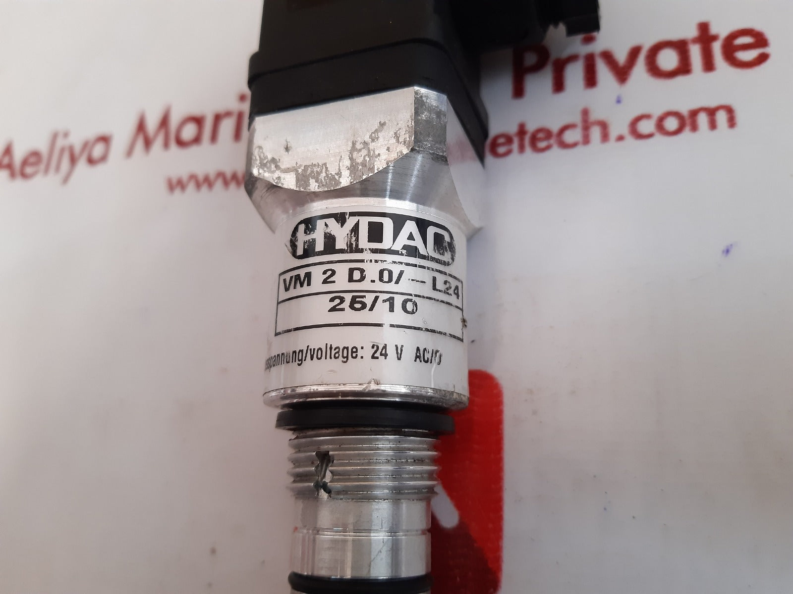 Hydac vm 2 d.0/-l24 indicator differential pressure 