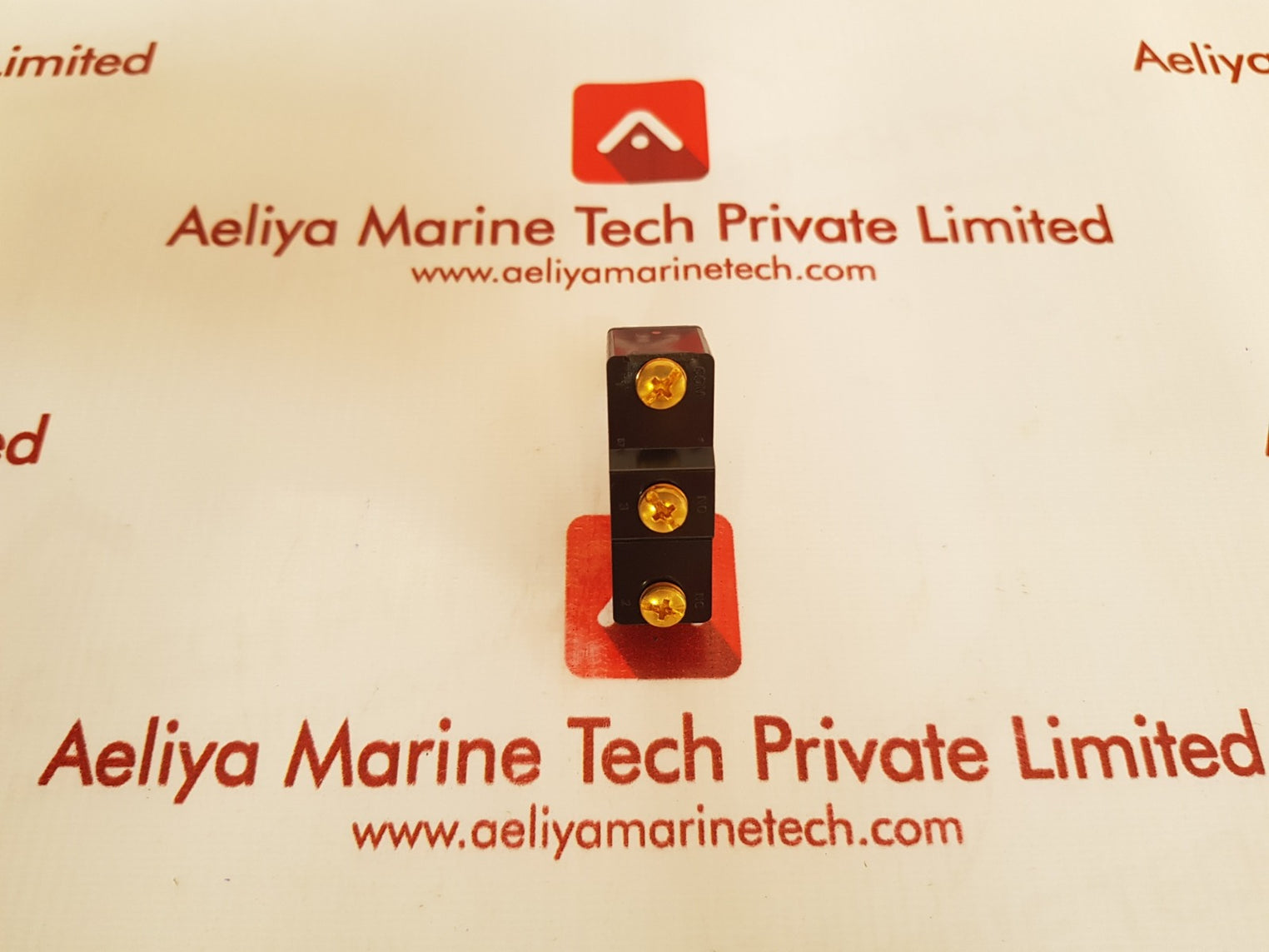 Omron z-01hq2255-b basic switch