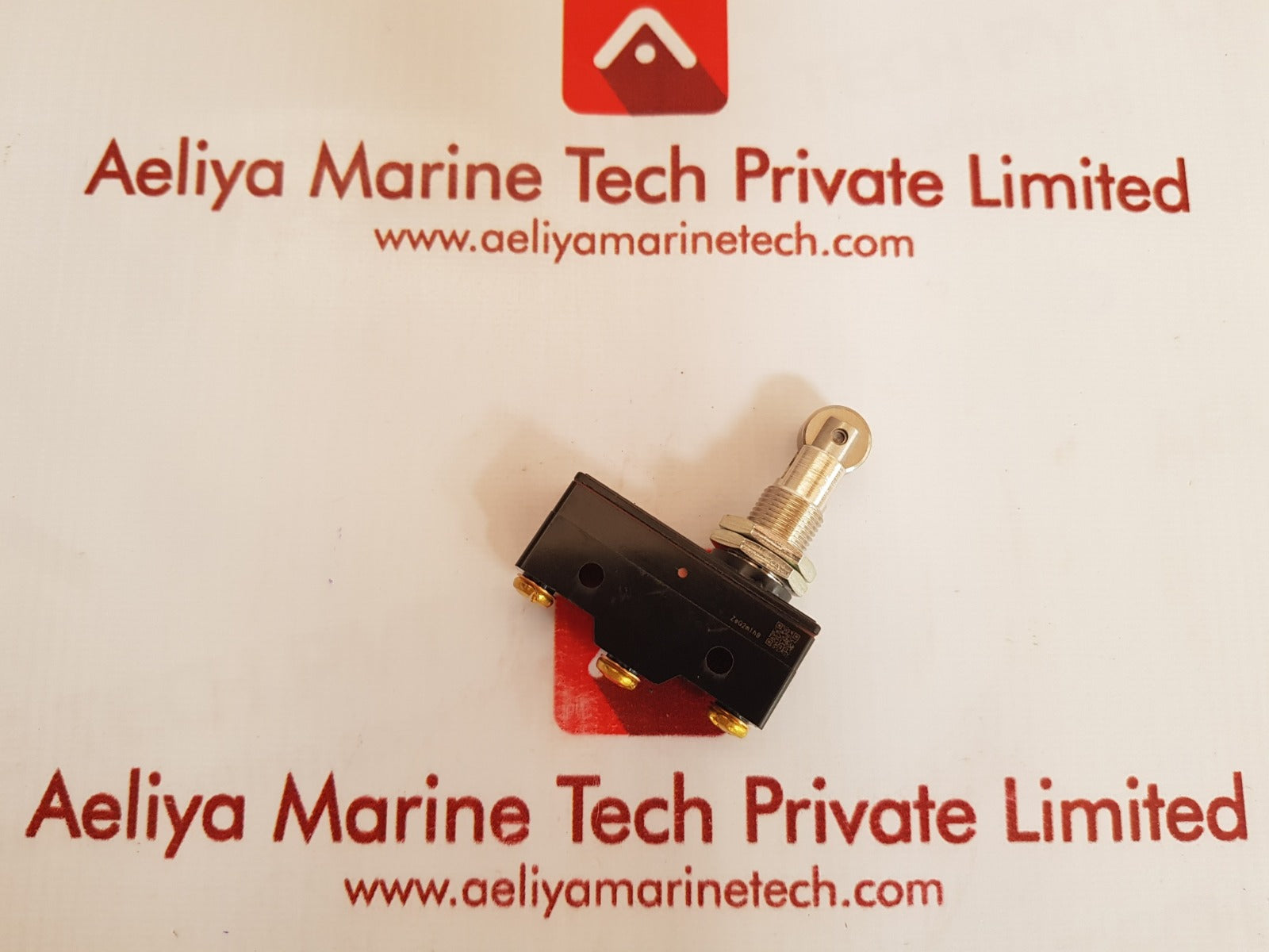 Omron z-01hq2255-b basic switch