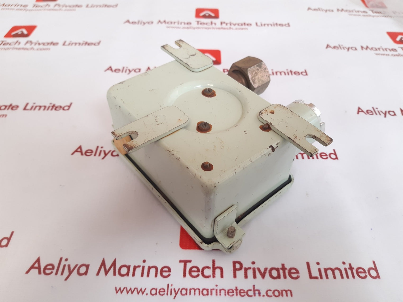 Saginomiya sns-c 106 wu pressure switch