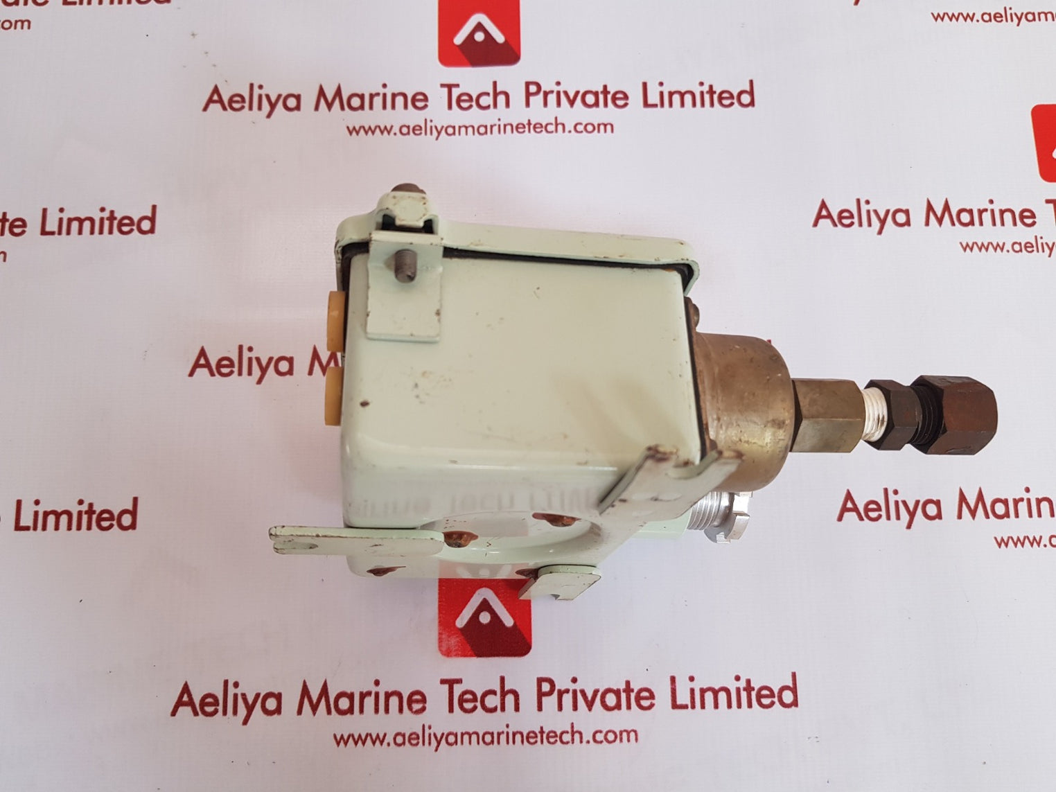 Saginomiya fns-c101wq pressure switch