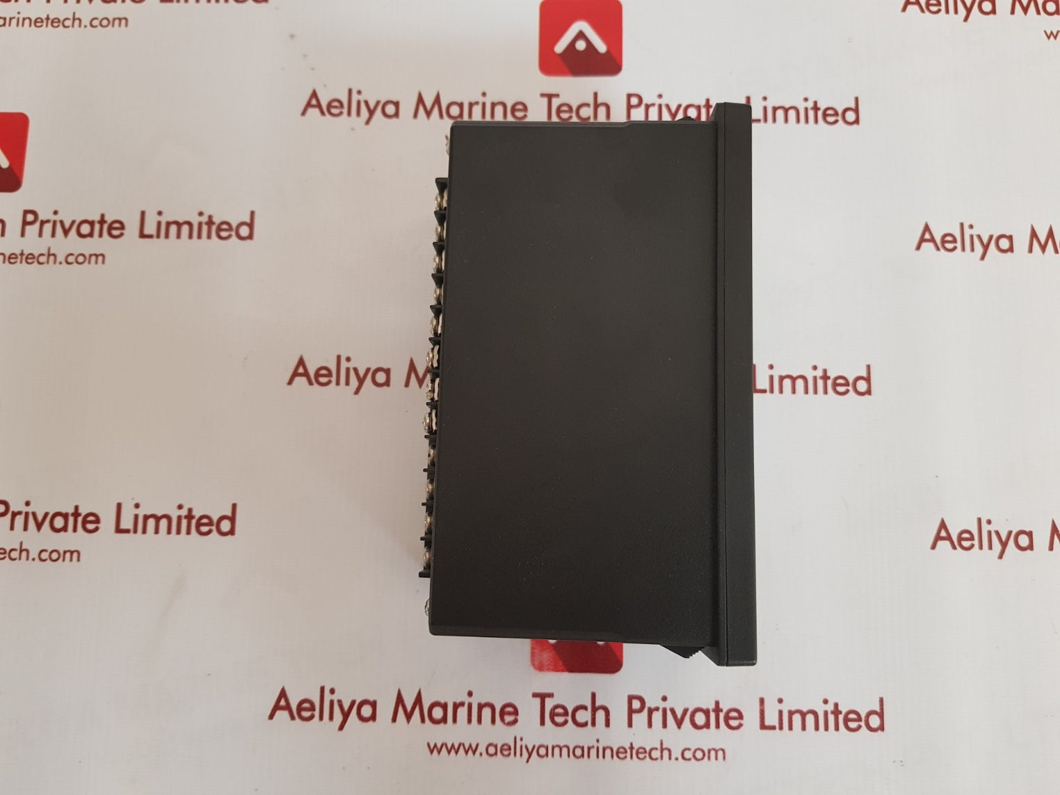 Precision direct digital controllers