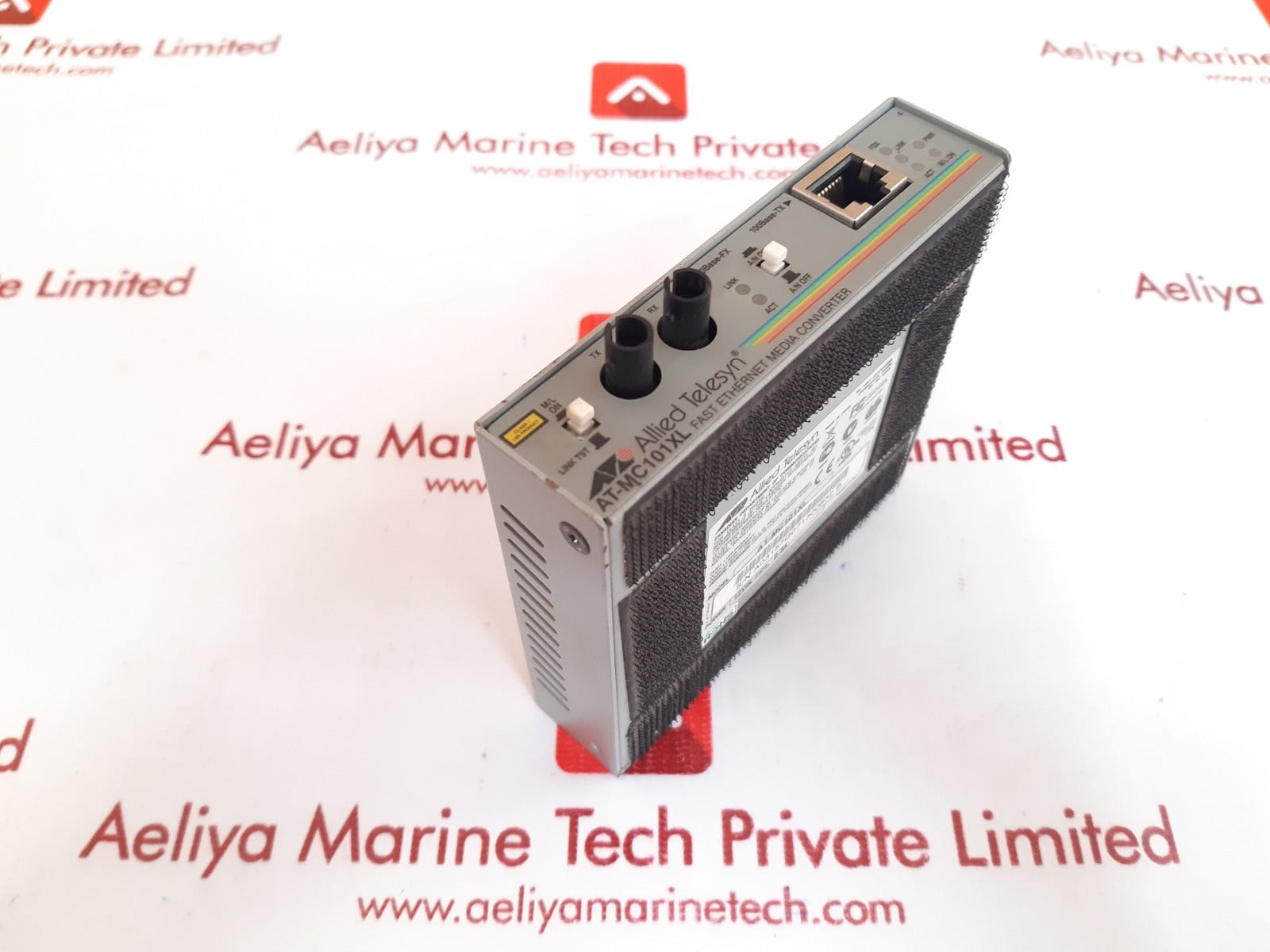 Allied telesyn at-mc101xl fast ethernet media converter