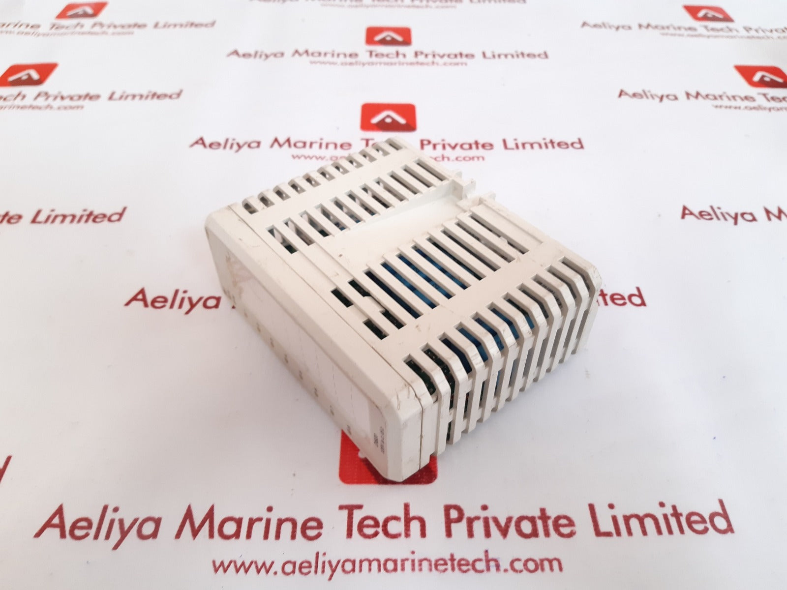 Abb di820 digital input module 3bse008512r1 pr:c