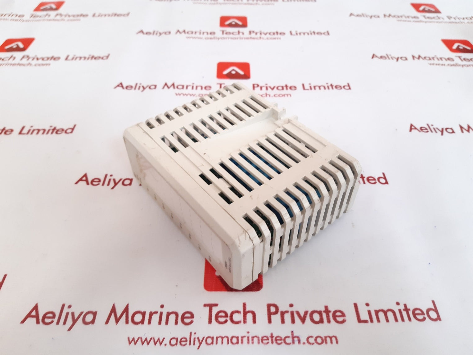 Abb di820 digital input module 3bse008512r1 pr:c