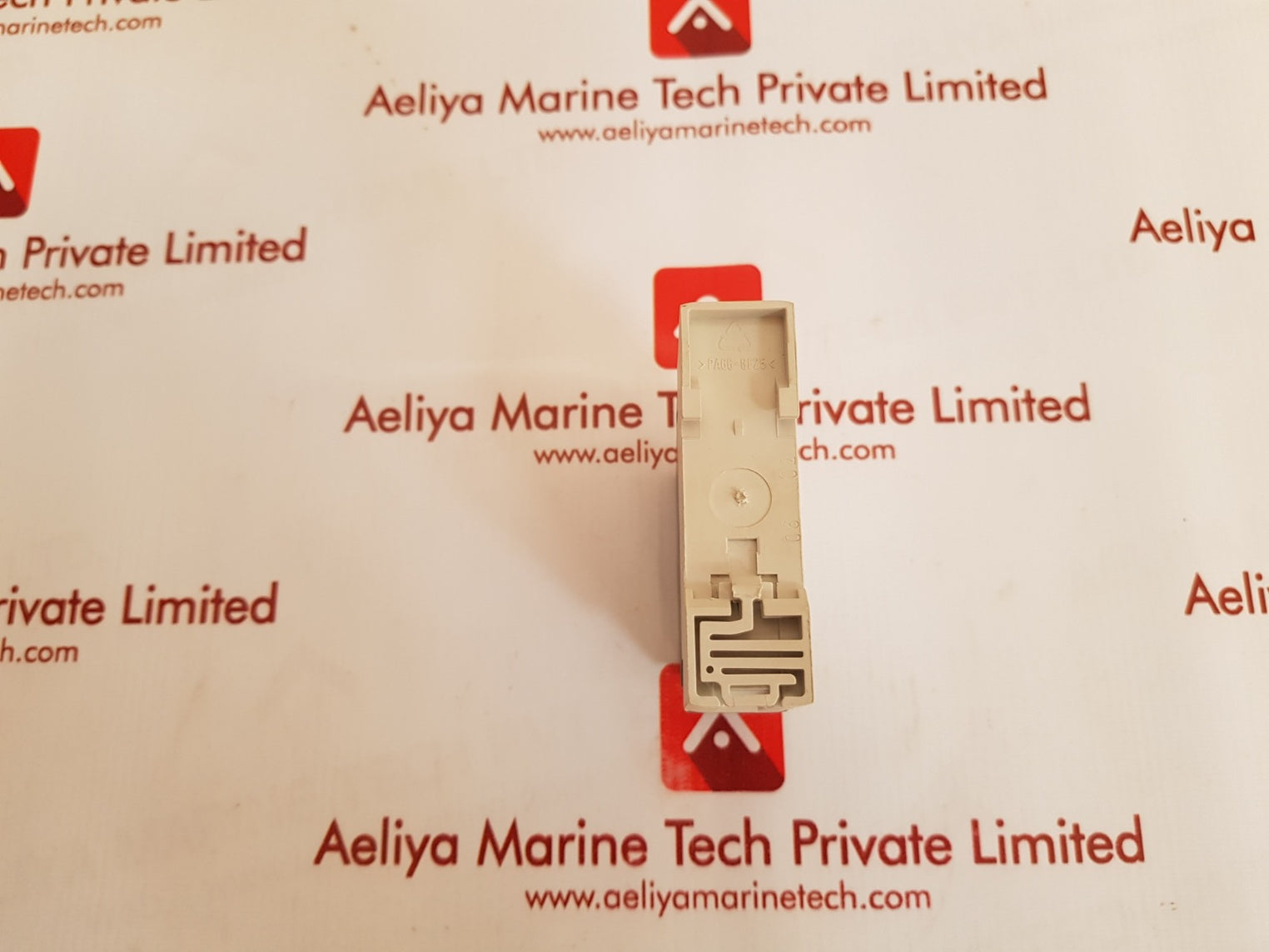 Abb ct-ahs off delay with auxiliary supply time relay 1svr430113r0100