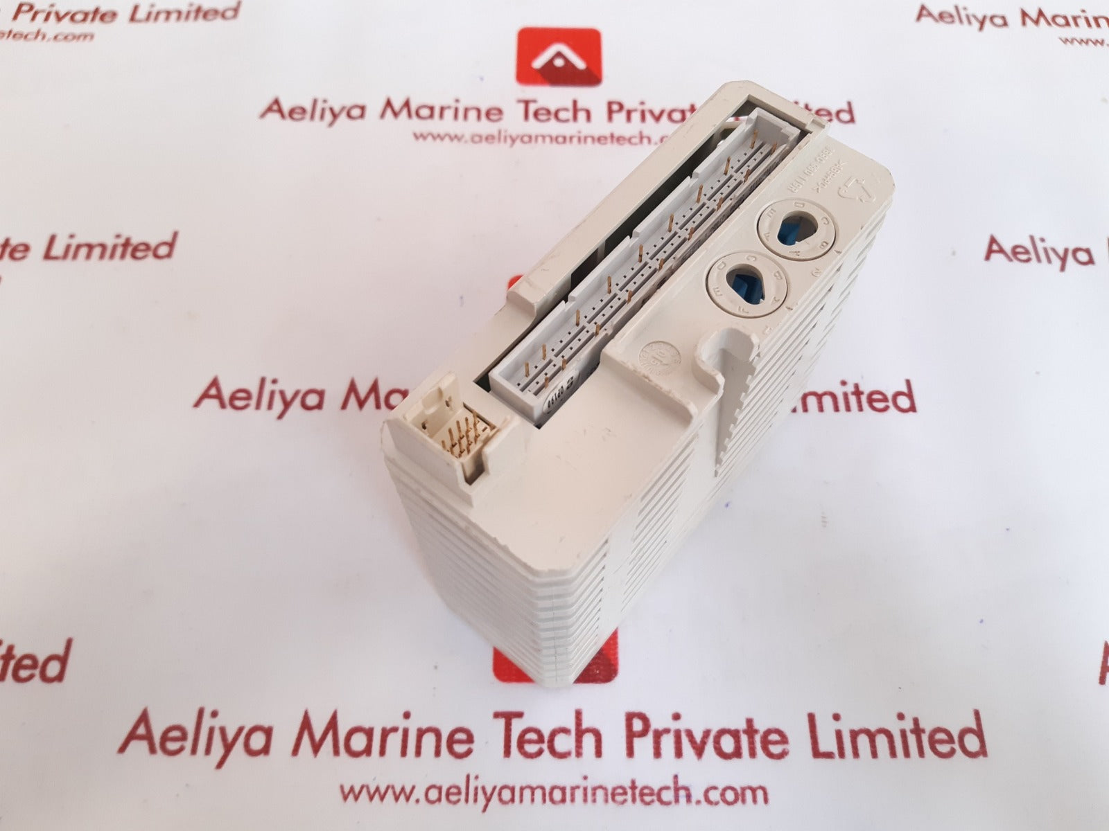 Abb di820 digital input module 3bse008512r1 