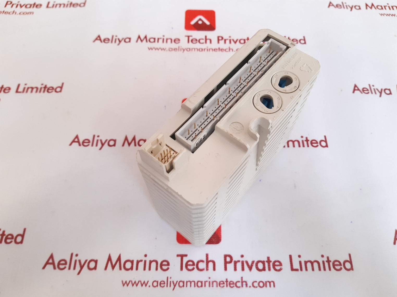 Abb di820 digital input module 3bse008512r1 