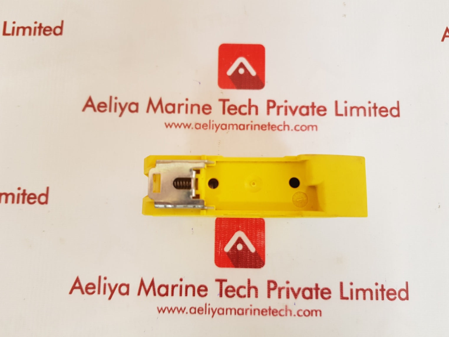 Phoenix psr-scp-24dc/esp4/2x1/1x2 safety relays