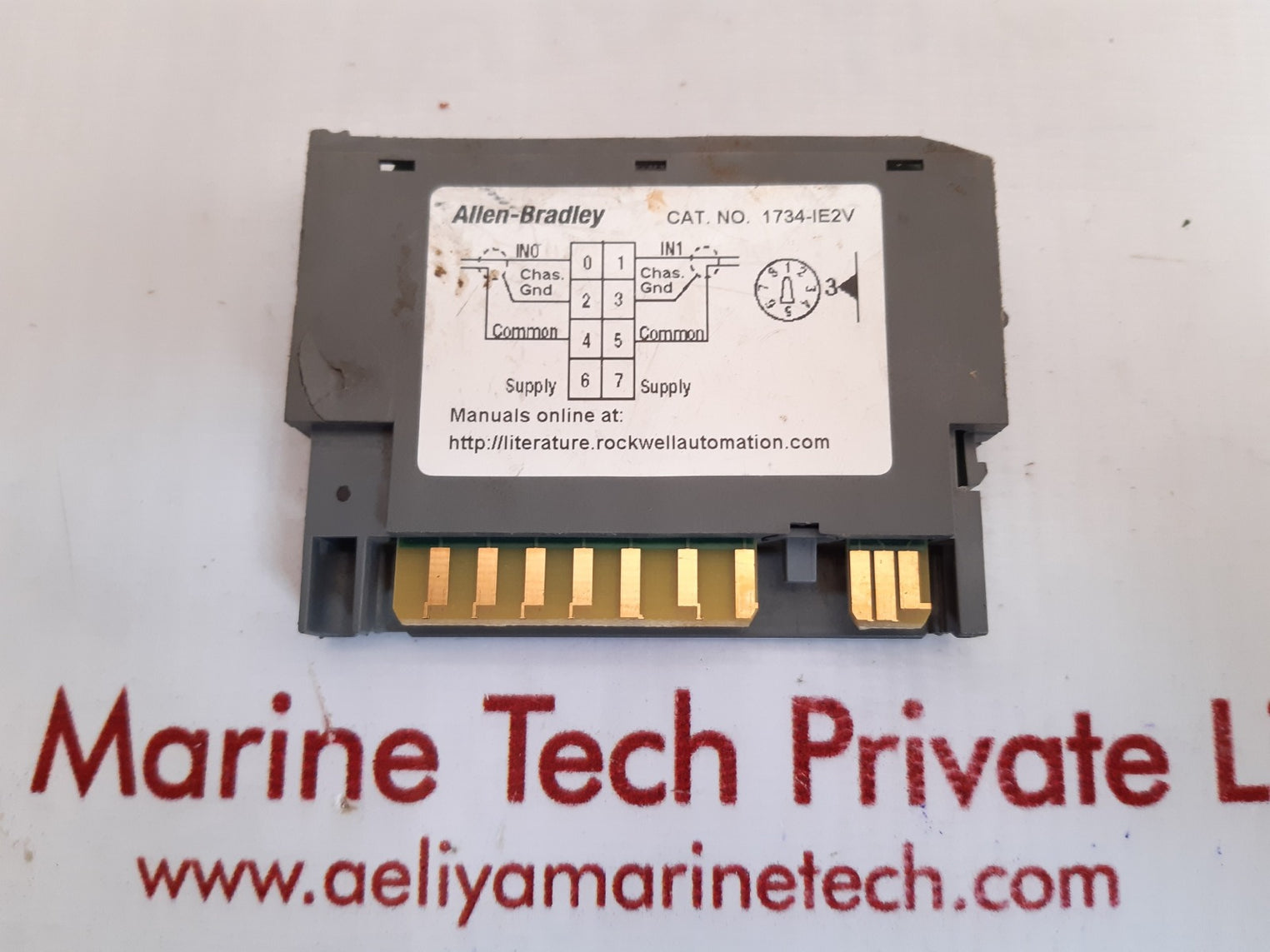 Allen-bradley 1734-ie2v analog voltage input module ser. c