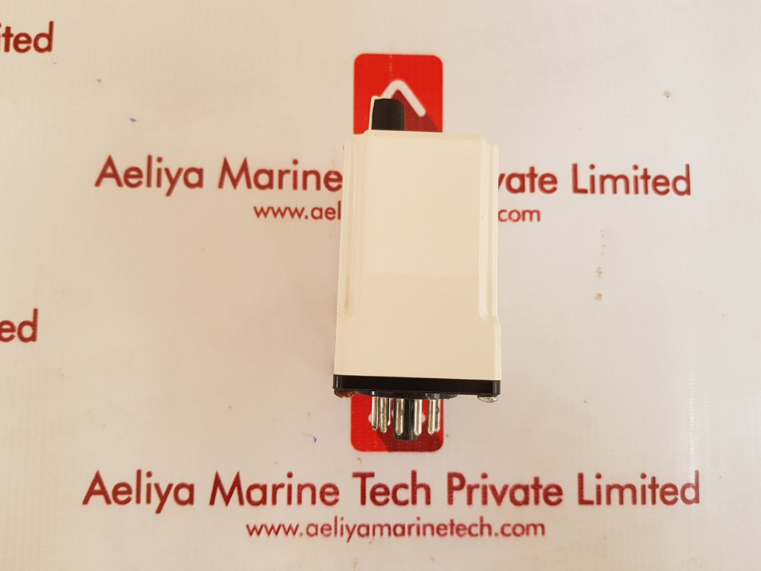 Eaton tmr5f08120 time delay relay 