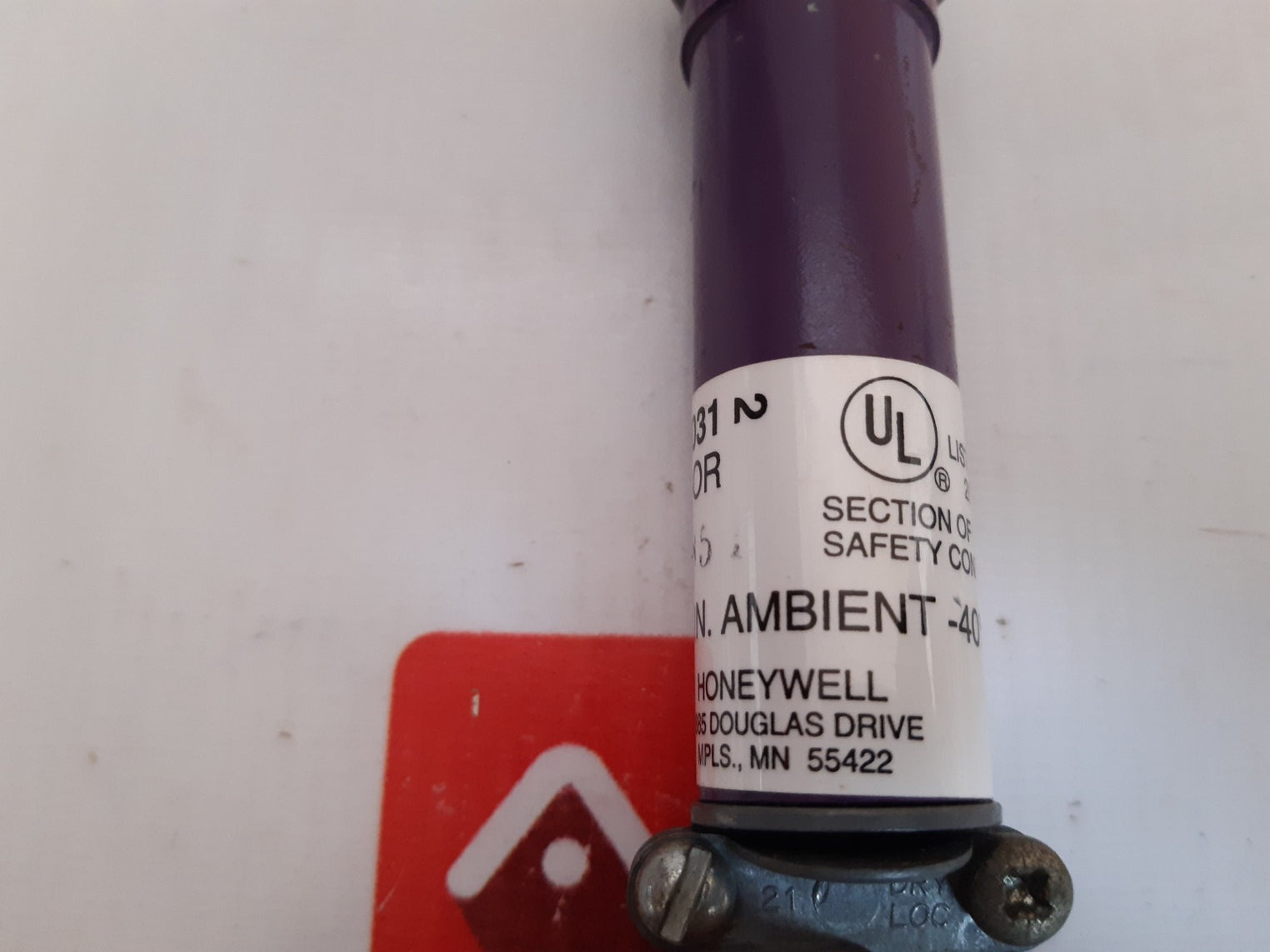 Honeywell C7027A 1031 2 U.V. Sensor Rev. F
