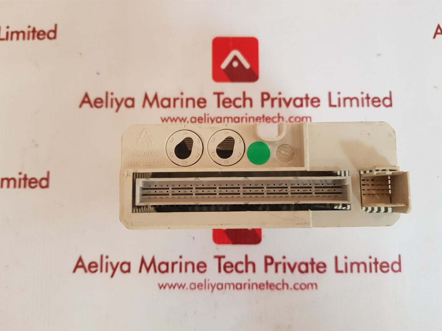 Abb do810 digital output module 3bse008510r1 pr:g 