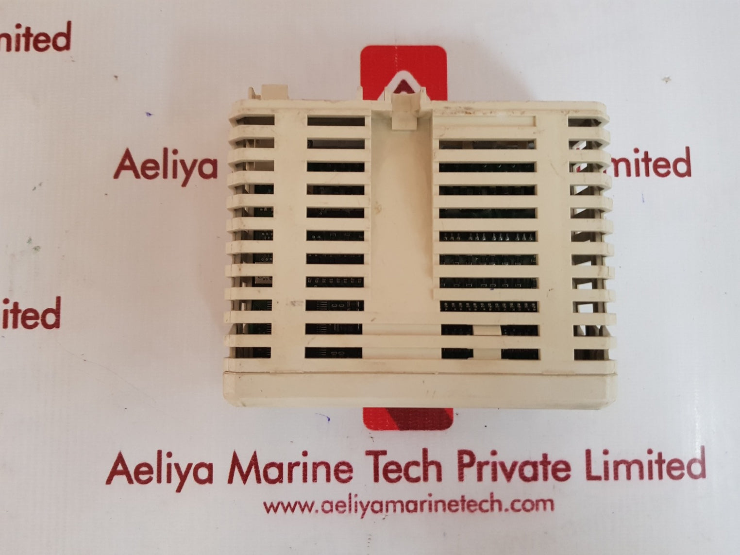 Abb do810 digital output module 3bse035322r1 pr:d