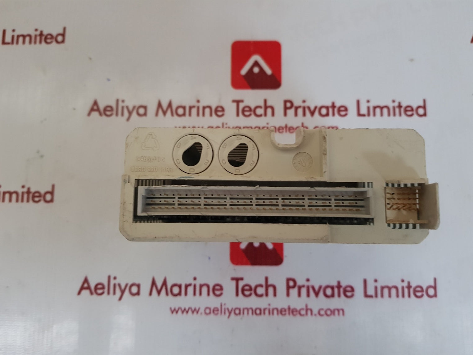 Abb do810 digital output module 3bse008510r1 pr:d for part