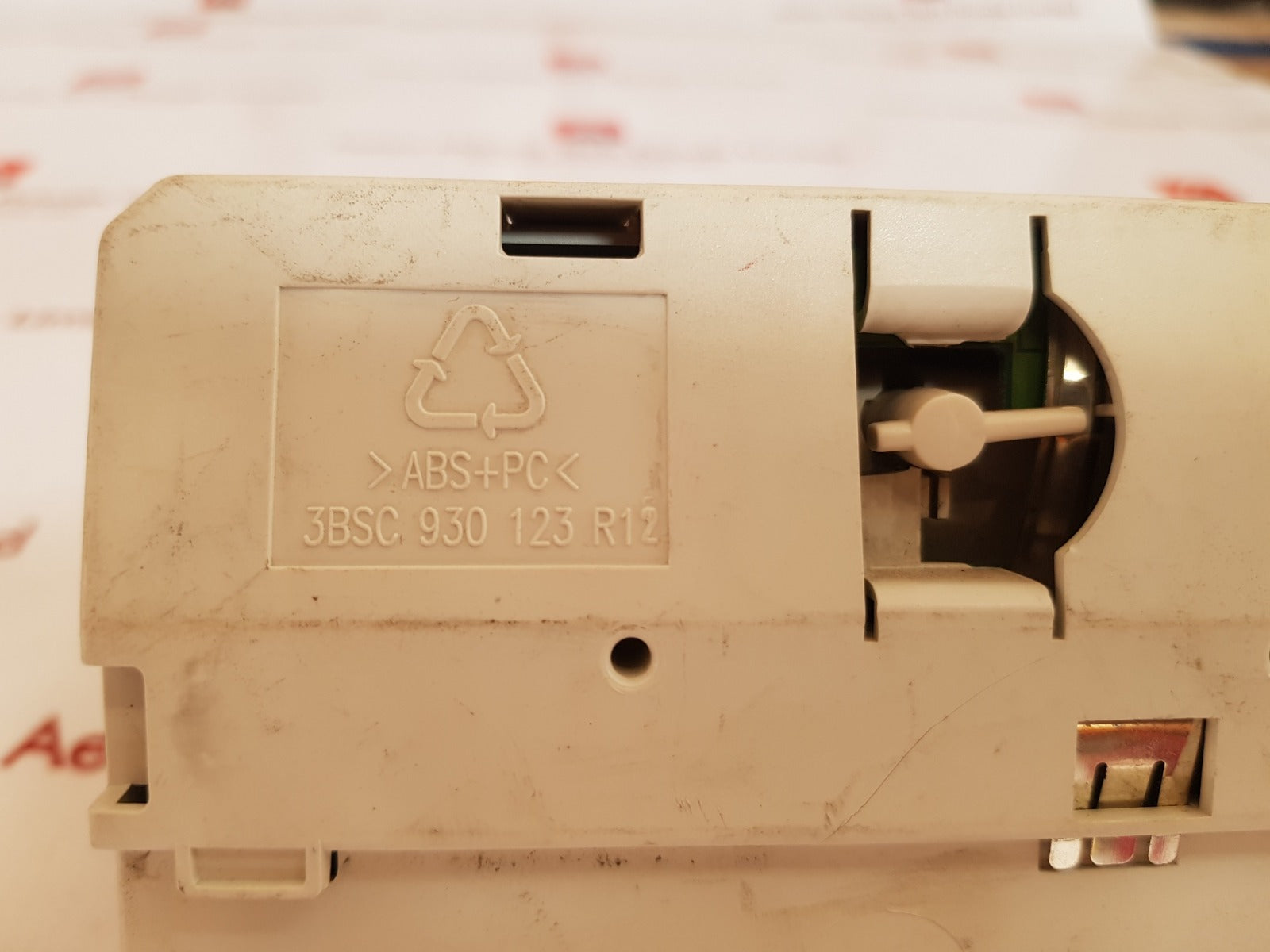 Abb di810 3bse008508r1 digital input module pr: b