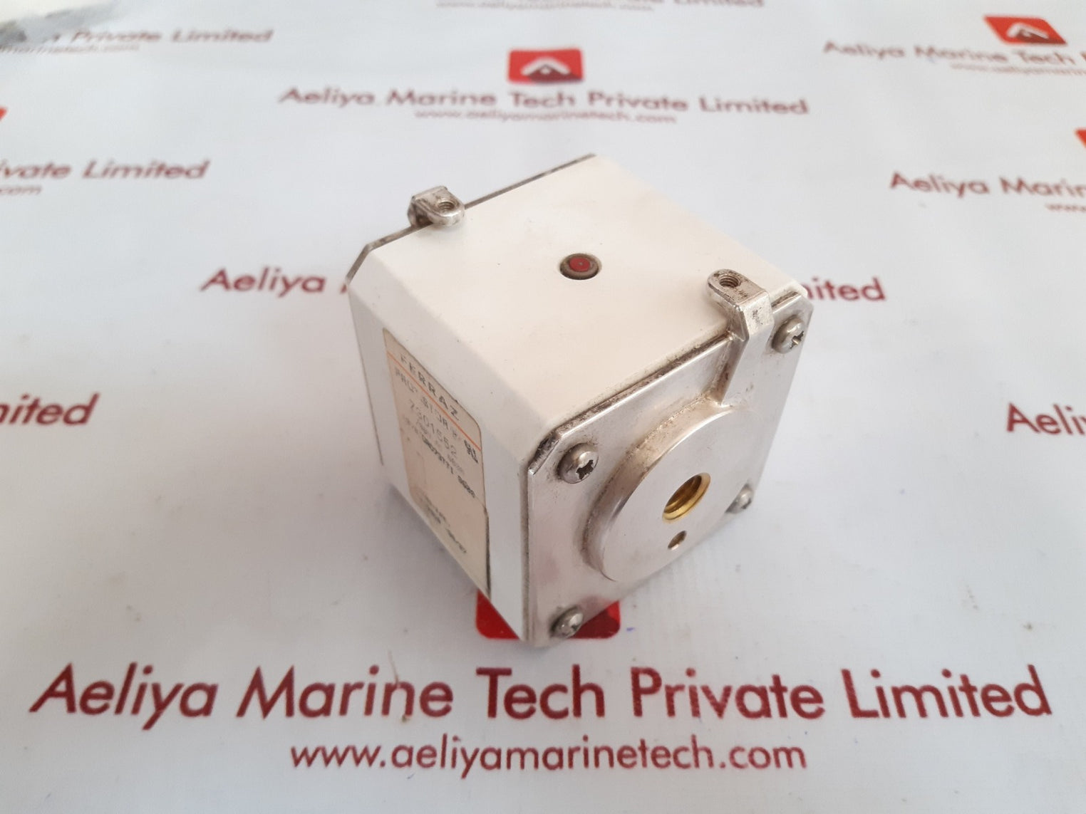 Ferraz protistor z301552 fuse 700v ac 600a 