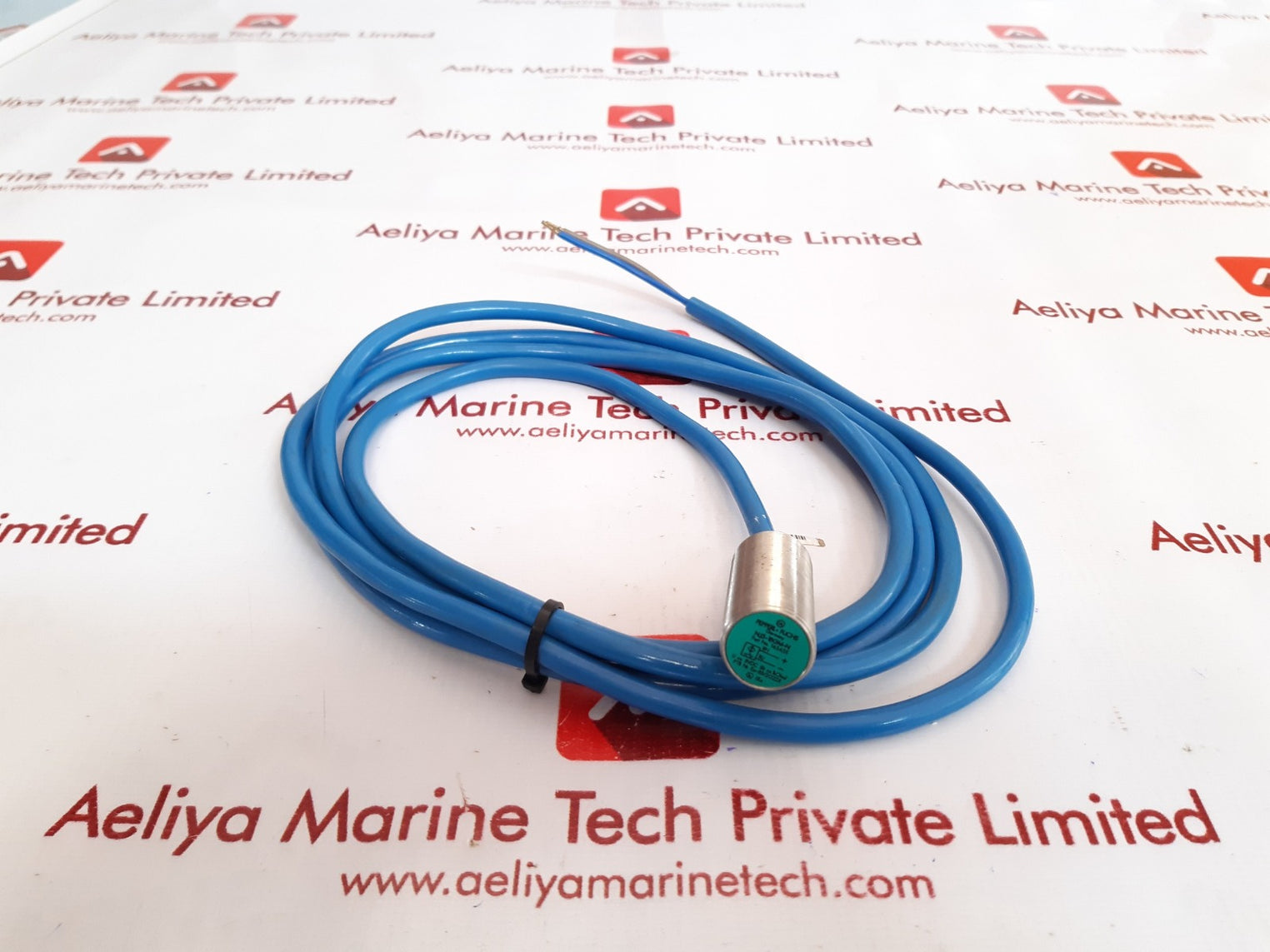 Pepperl + fuchs nj5-18gm-n proximity sensor 14545s