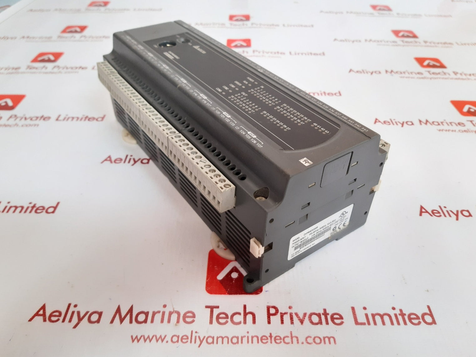 Delta dvp60es2 plc module