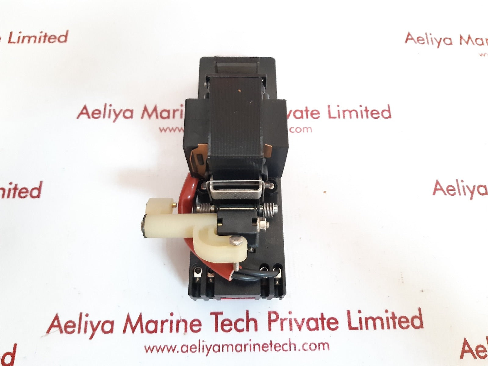 Abb sace uxab 269330 r 948 