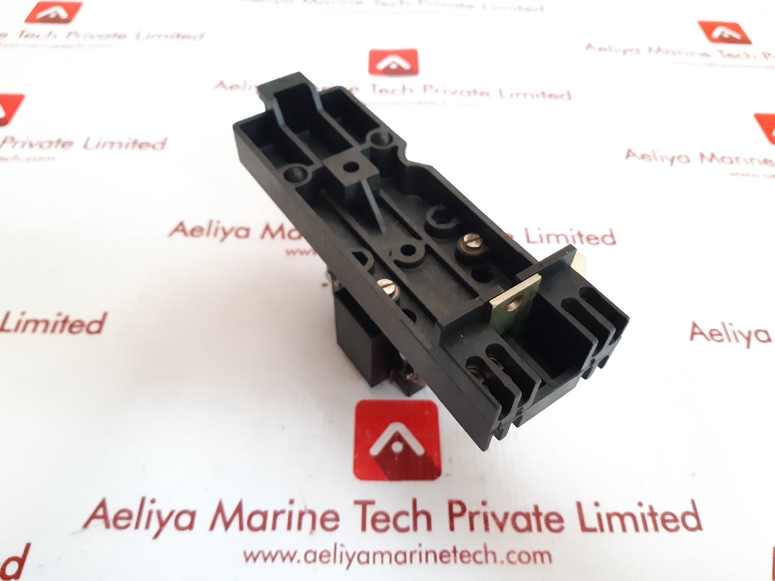 Abb sace uxab 269330 r 948 