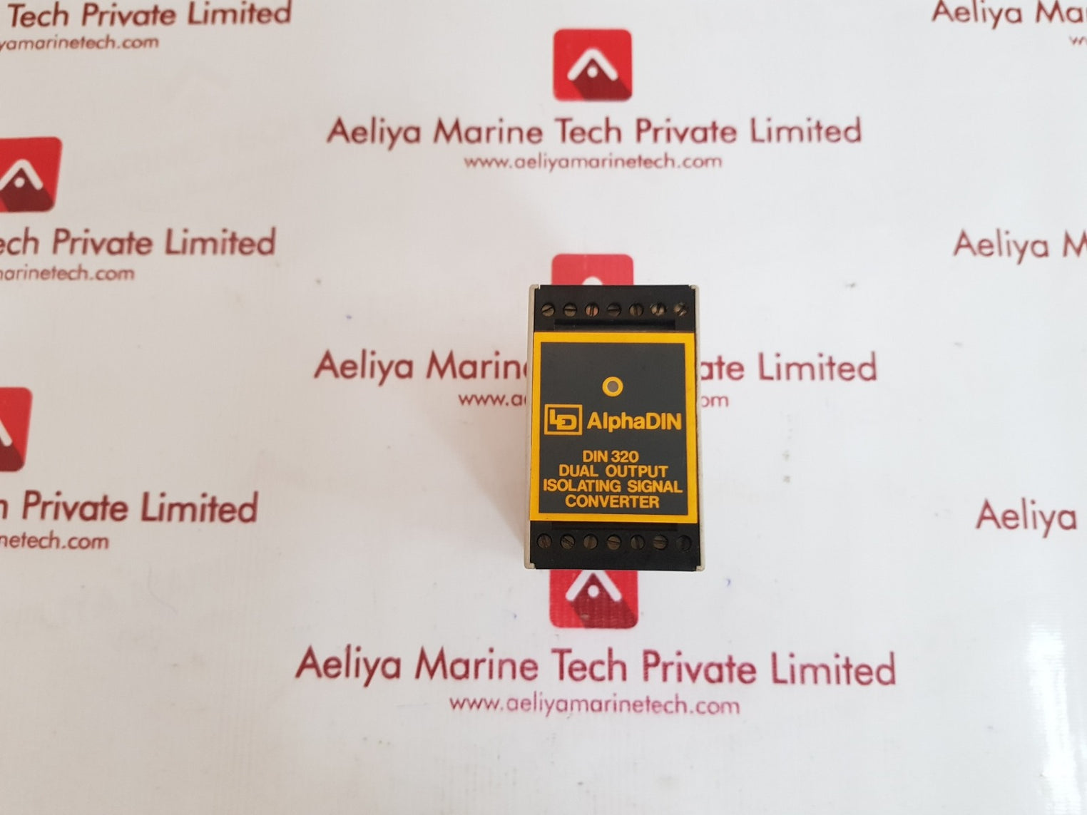 Lee-dickens din320 isolating signal converter