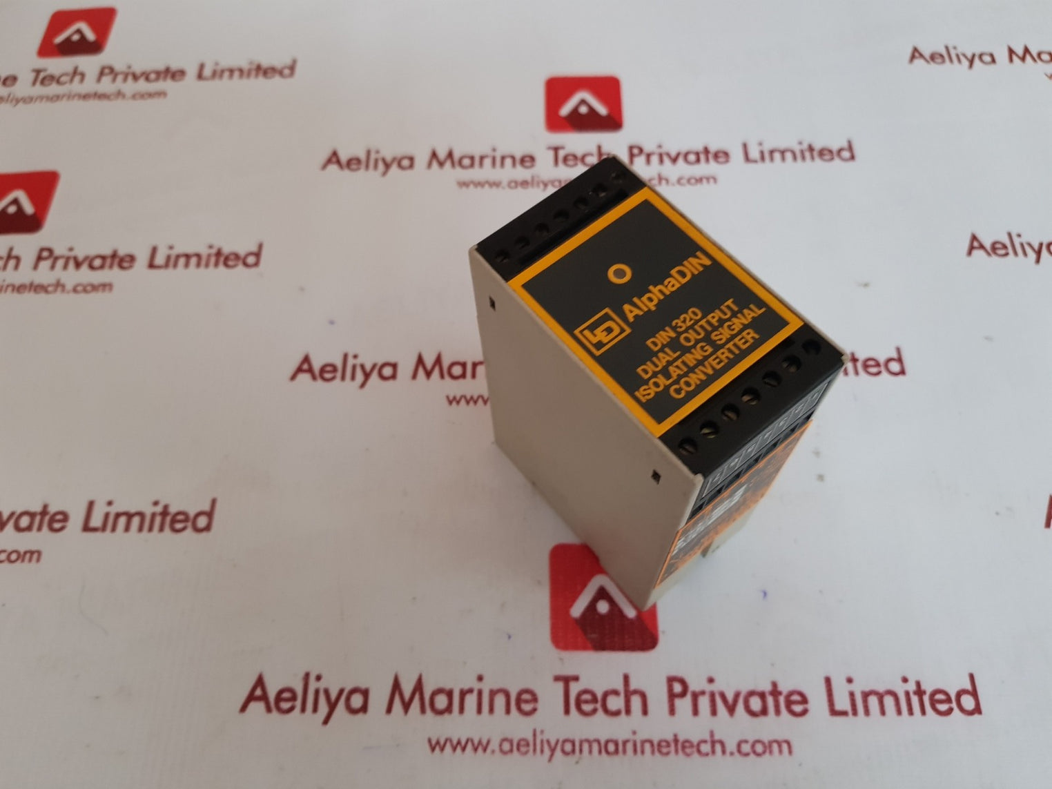 Lee-dickens din320 isolating signal converter