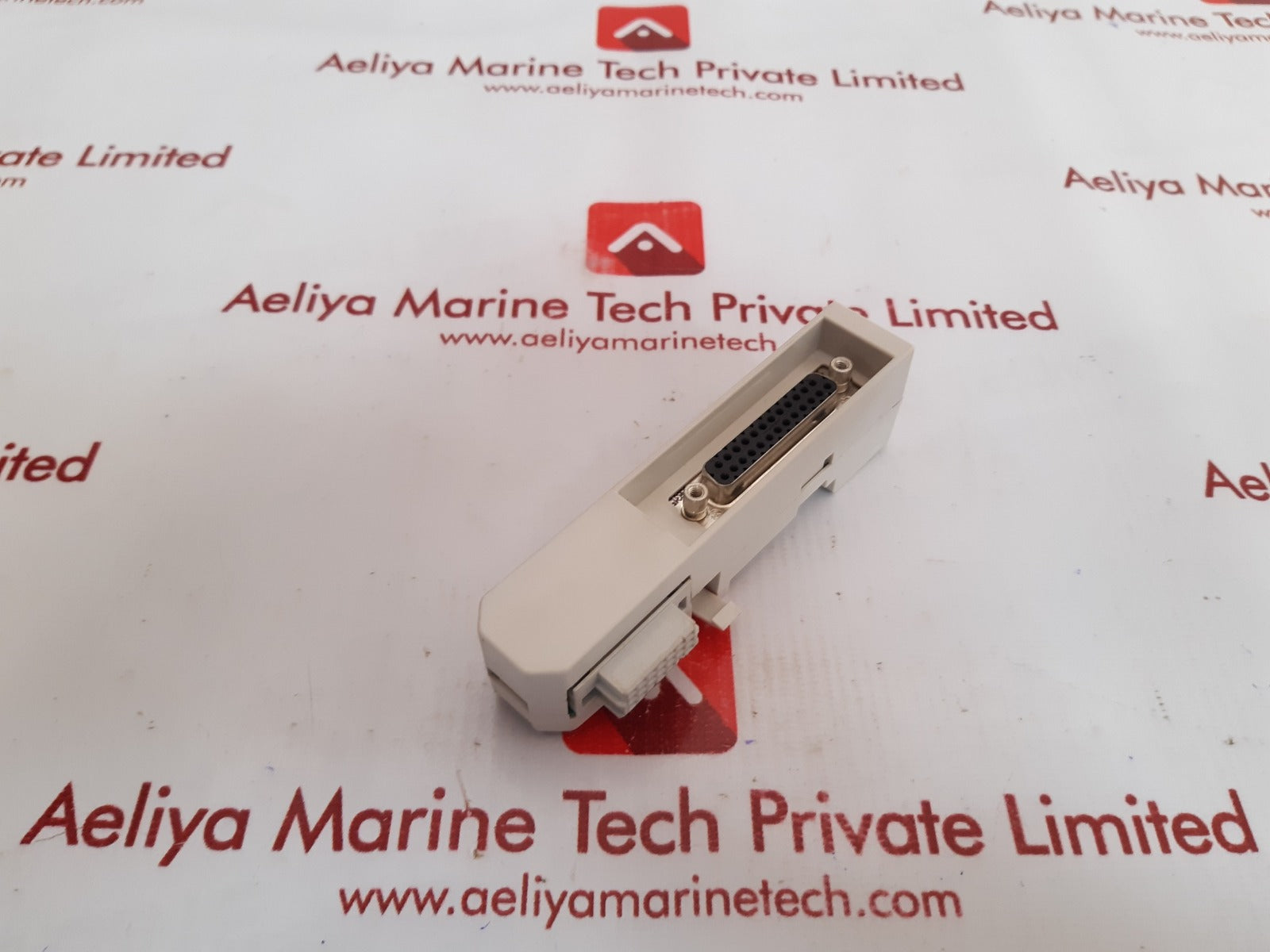 Abb tb805 3bse008534r1  cable adapter pr:c