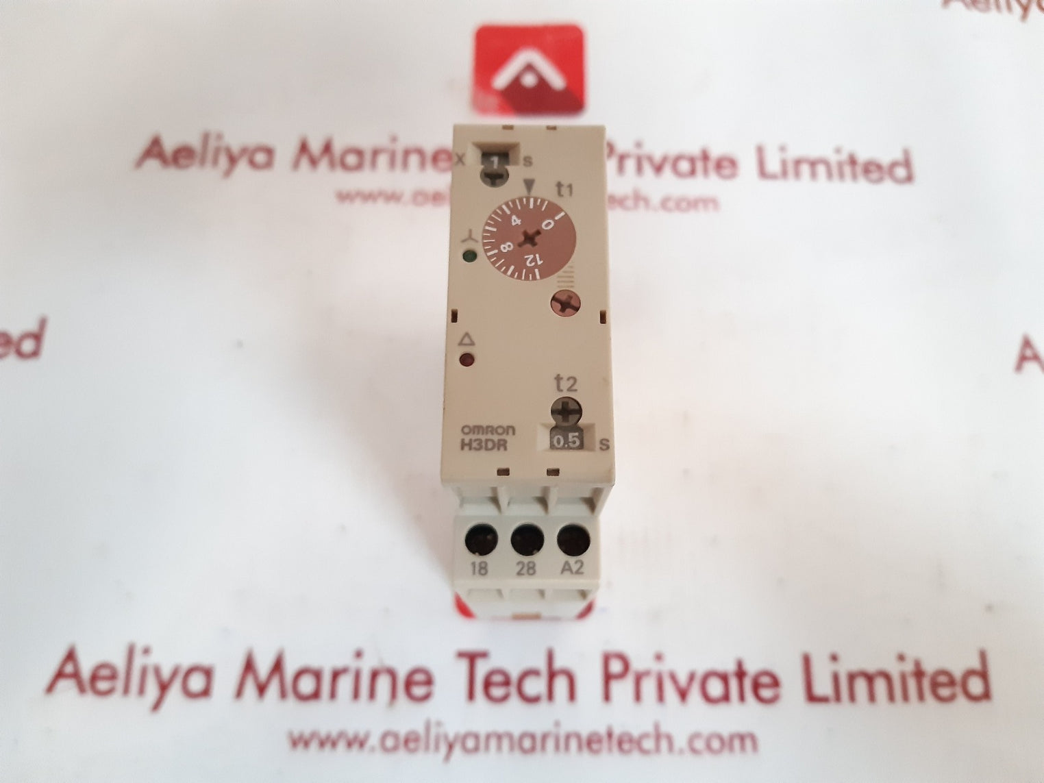 Omron h3dr-g timer relay 5a  250vac