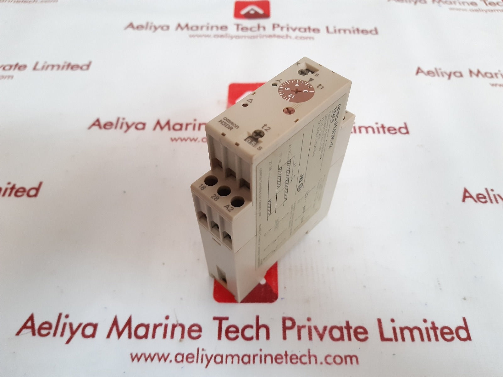Omron h3dr-g timer relay 5a  250vac
