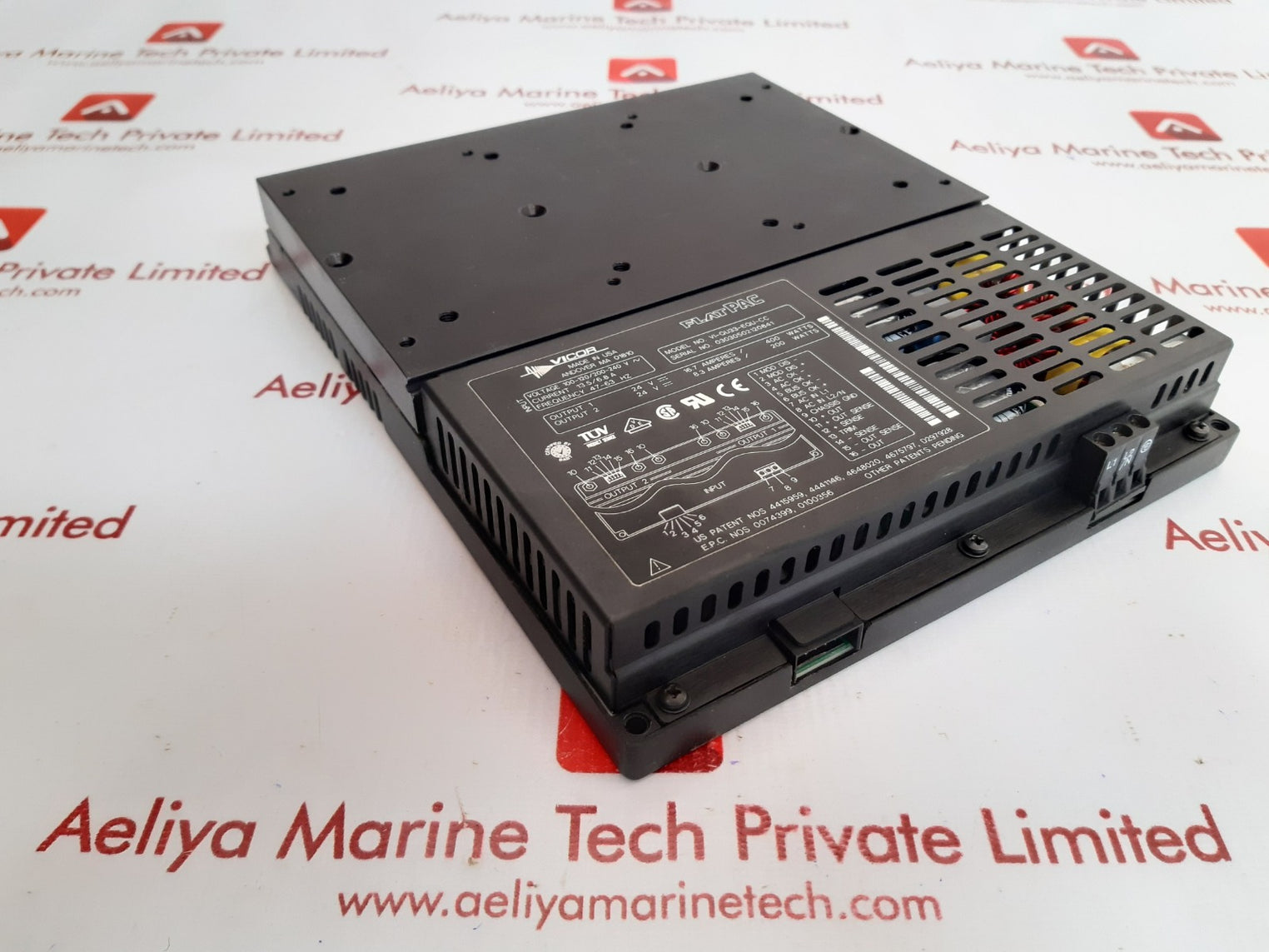 Vicor flat pac vi-qu33-equ-cc power supply 