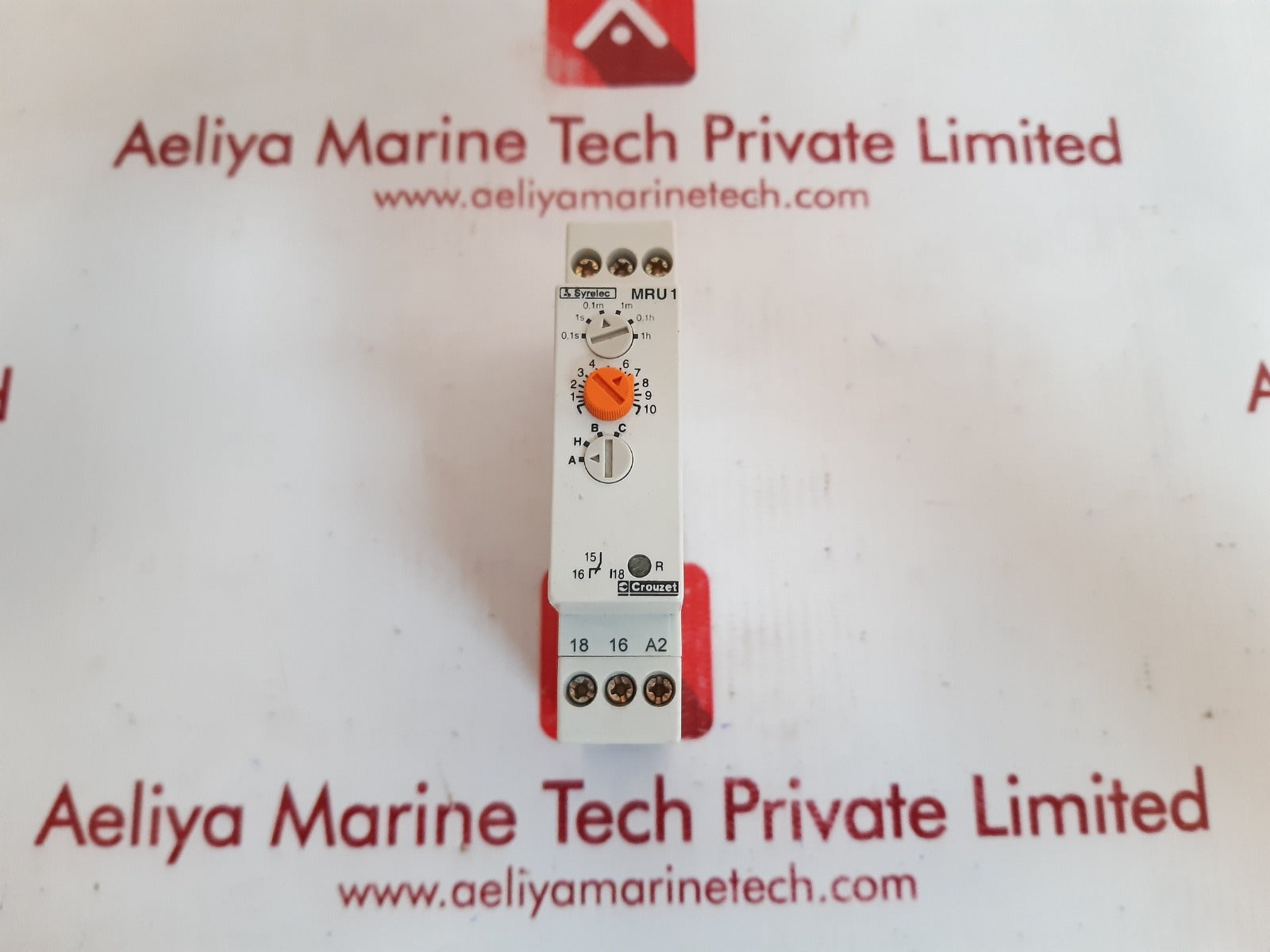 Crouzet mru1 8 825 000 time delay relay  